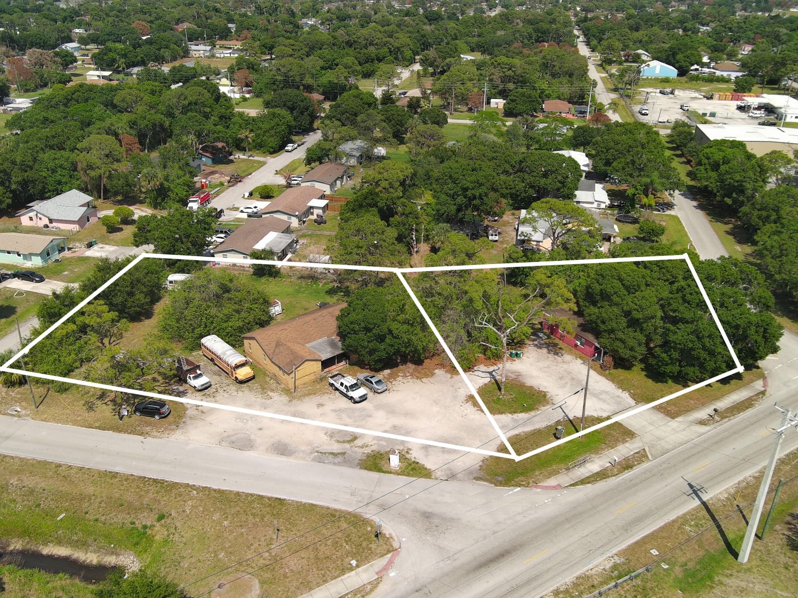 902 Angle Road, Fort Pierce, FL 34947 photo 2