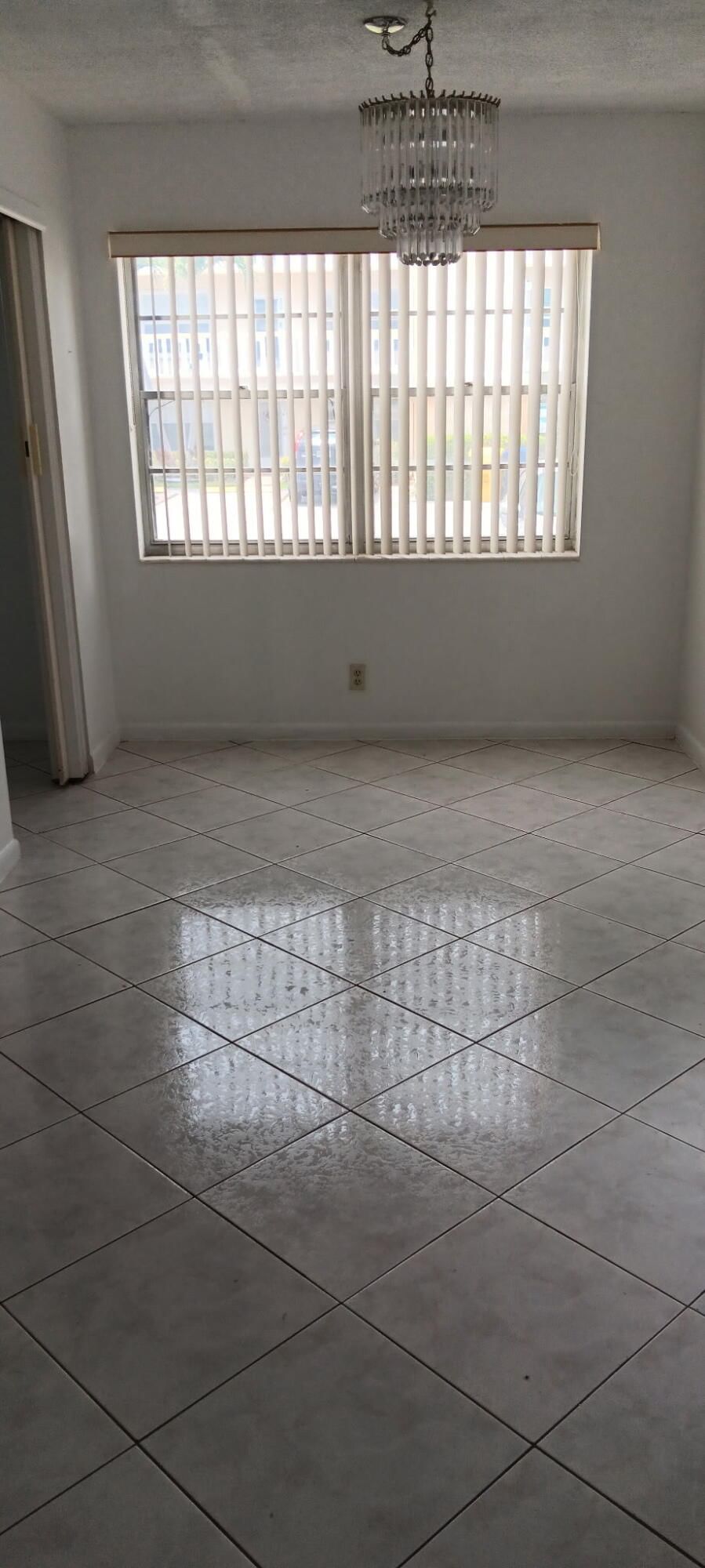 157 Andover G, West Palm Beach, FL 33417 photo 5