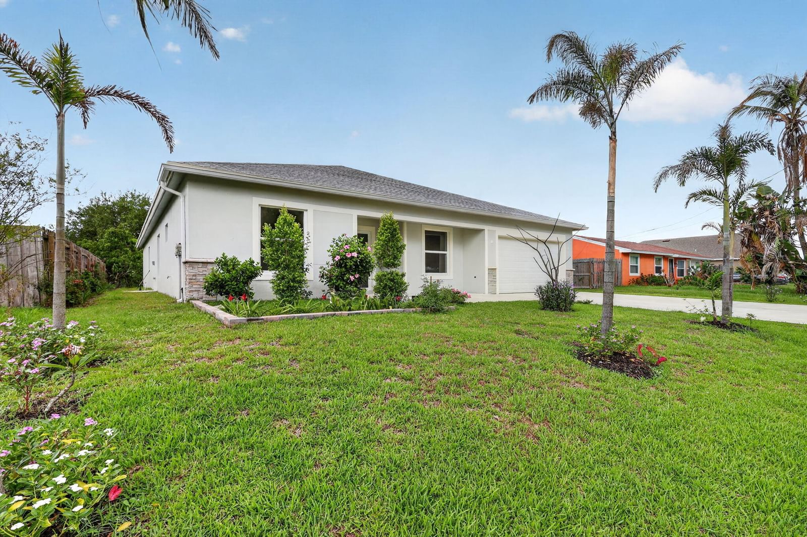 1974 SW Idaho Lane, Port St Lucie, FL 34953 photo 2