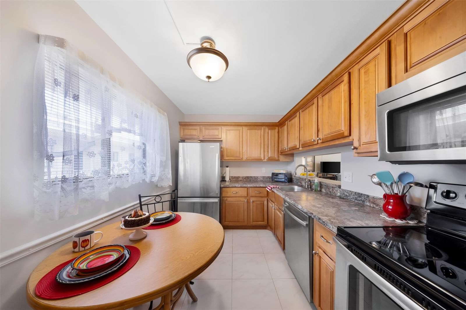 5250 Las Verdes Circle #317, Delray Beach, FL 33484 photo 5