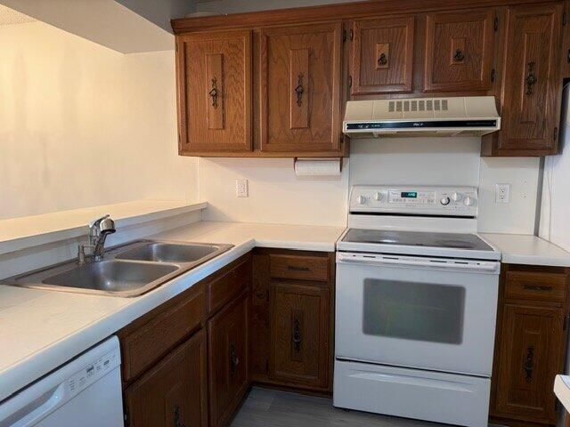 6021 Coral Lake Drive #209, Margate, FL 33063 photo 3