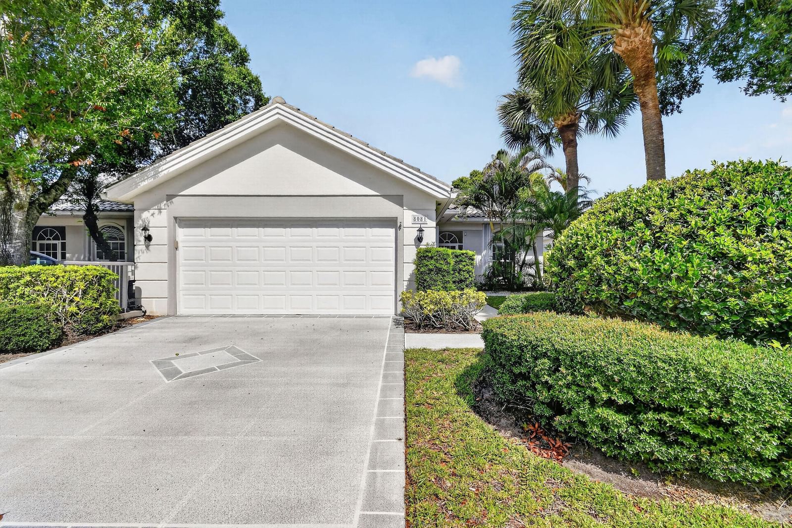 8081 SE Double Tree Drive, Hobe Sound, FL 33455 photo 2