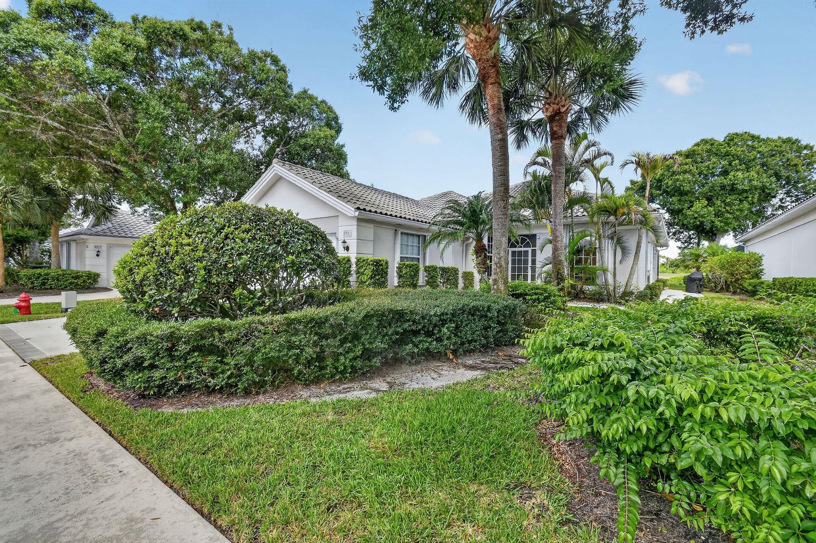 8081 SE Double Tree Drive, Hobe Sound, FL 33455 photo 3