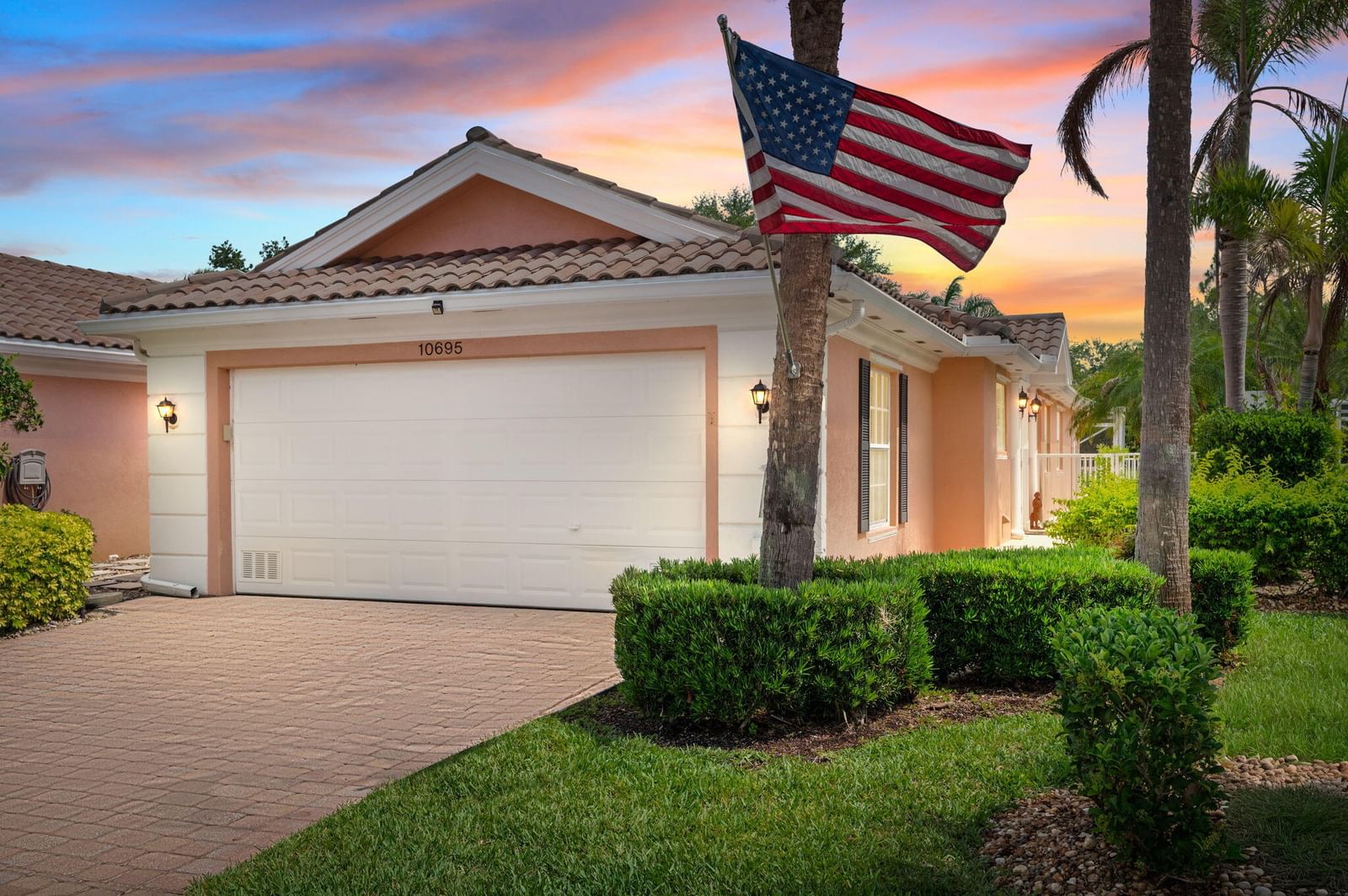 10695 SW Hartwick Drive, Port St Lucie, FL 34987 photo 2