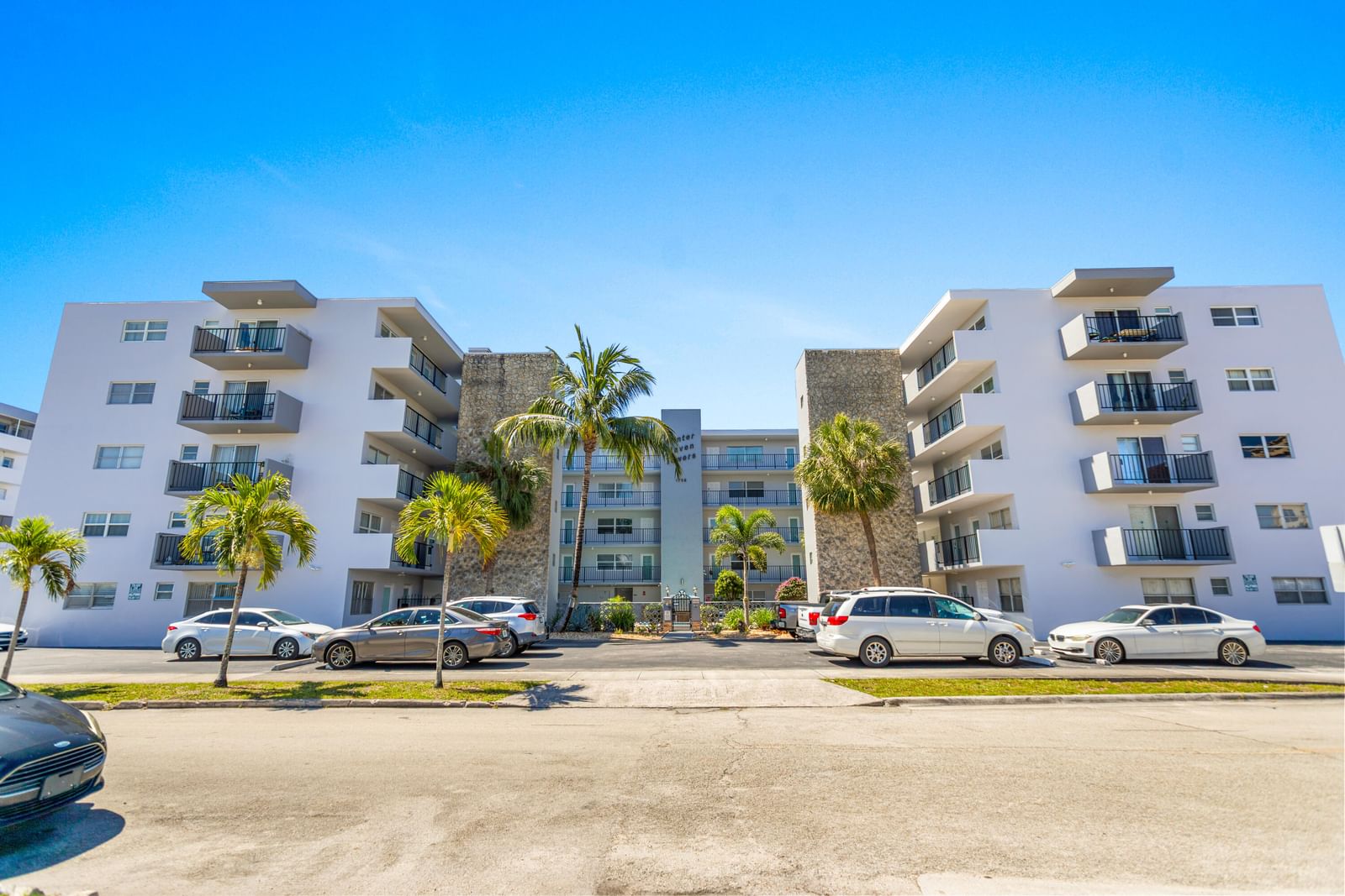 1750 Jefferson Street #507, Hollywood, FL 33020 photo 2