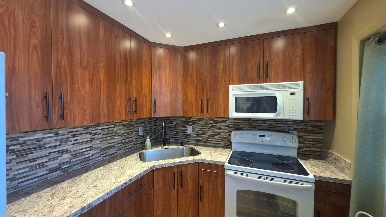 600 NE 2nd Street #108, Dania Beach, FL 33004 photo 3