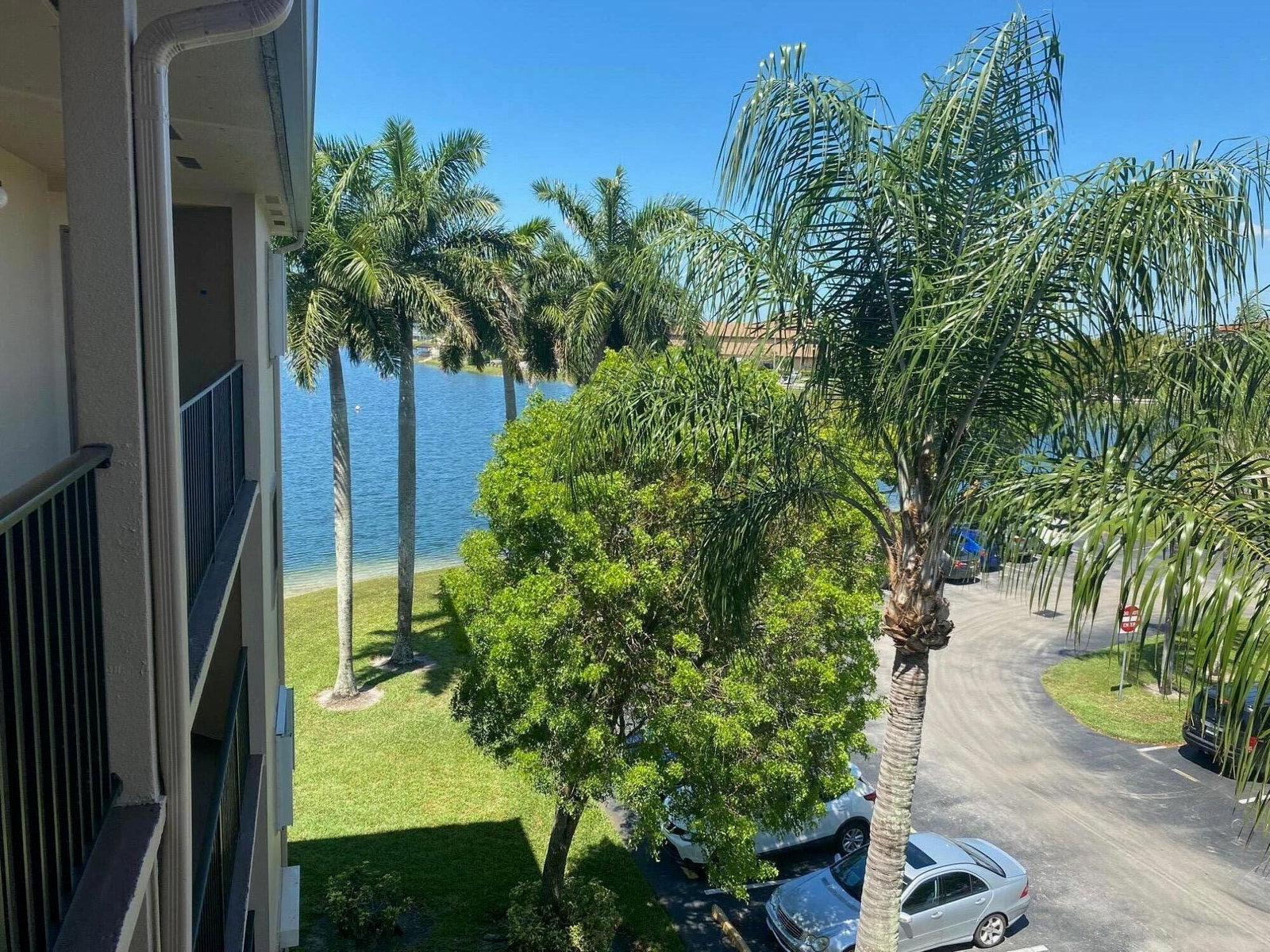 13100 SW 11th Court SW #412c, Pembroke Pines, FL 33027 photo 4