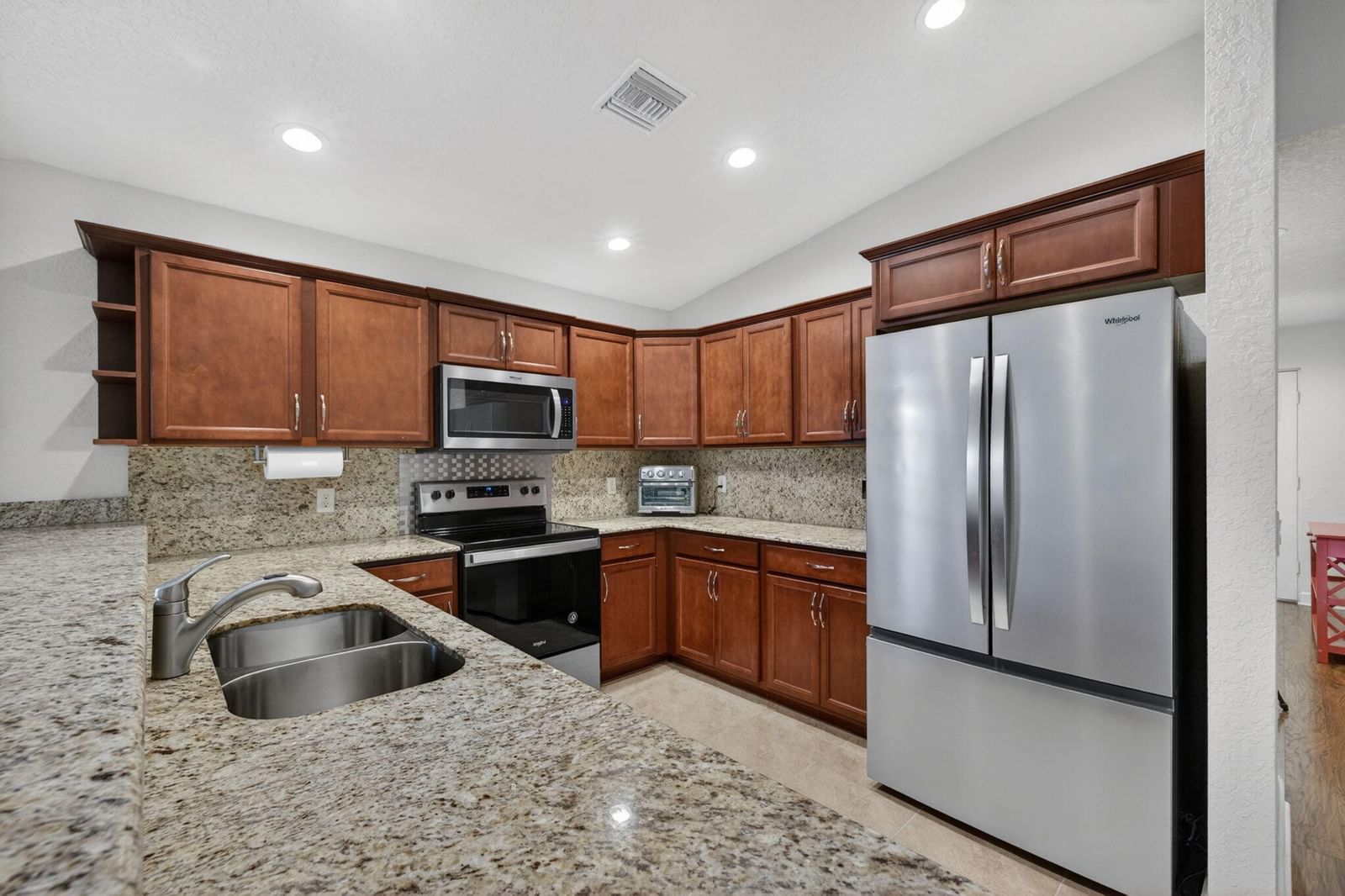 6456 Alemendra Street, Fort Pierce, FL 34951 photo 4