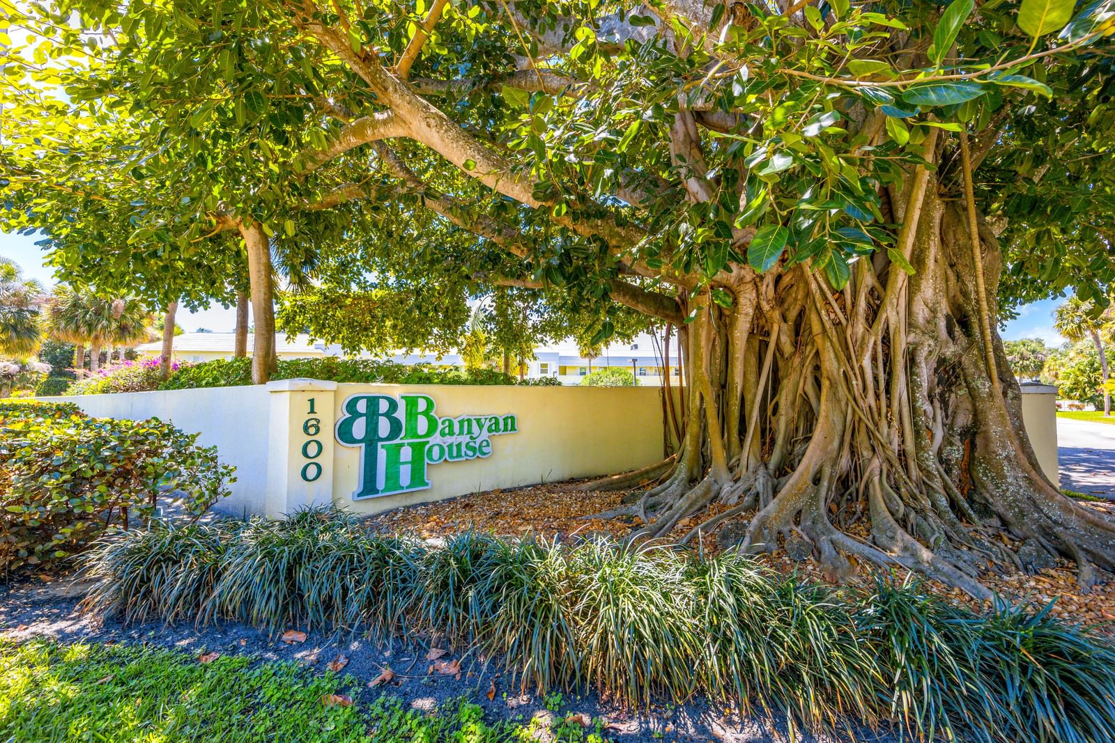 1600 SE Saint Lucie Boulevard #205, Stuart, FL 34996 photo 2