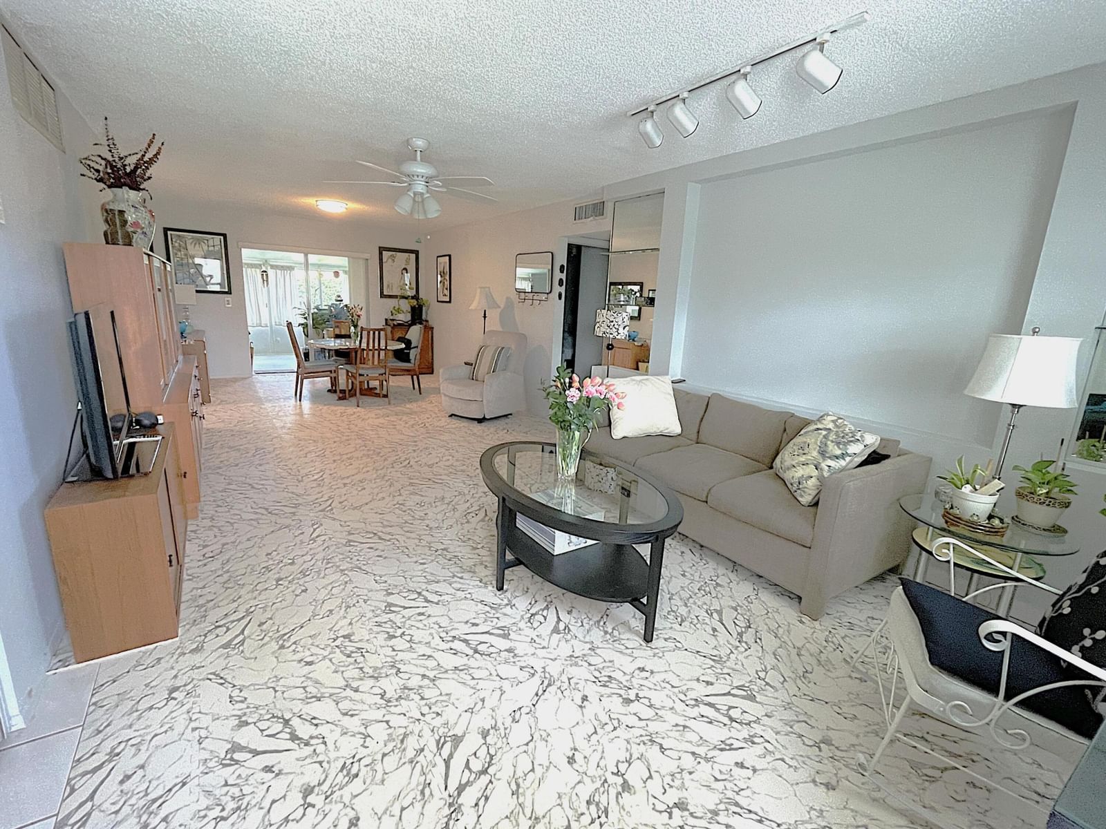 2431 Del Aire Boulevard #115-d, Delray Beach, FL 33445 photo 5