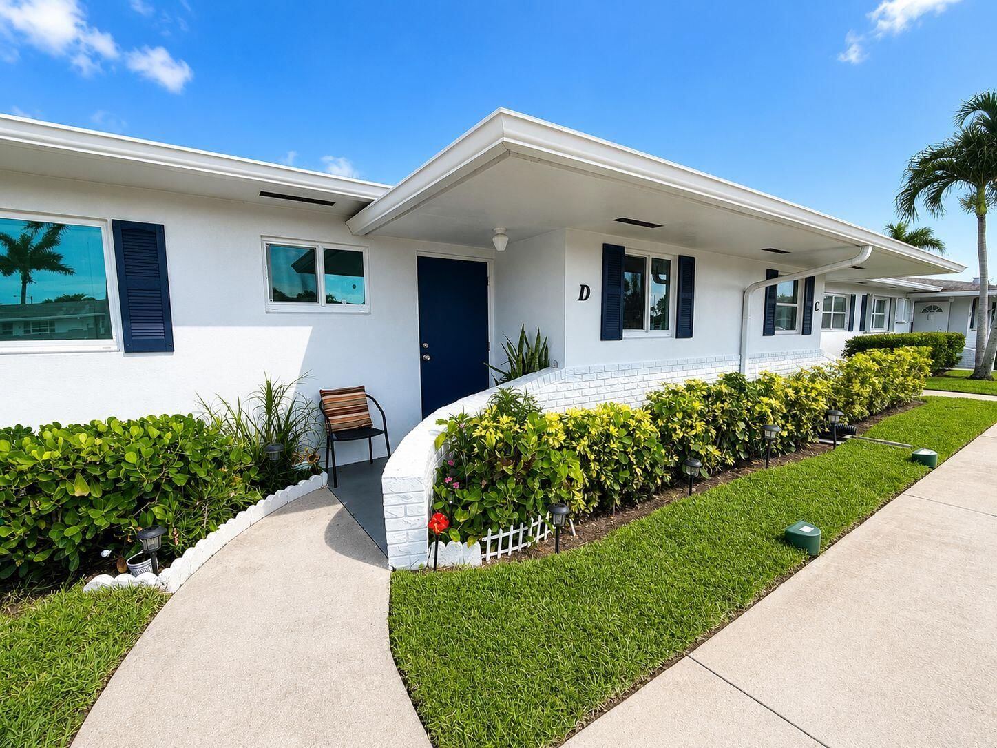 2716 E Emory Dr Drive E #D, West Palm Beach, FL 33415 photo 2