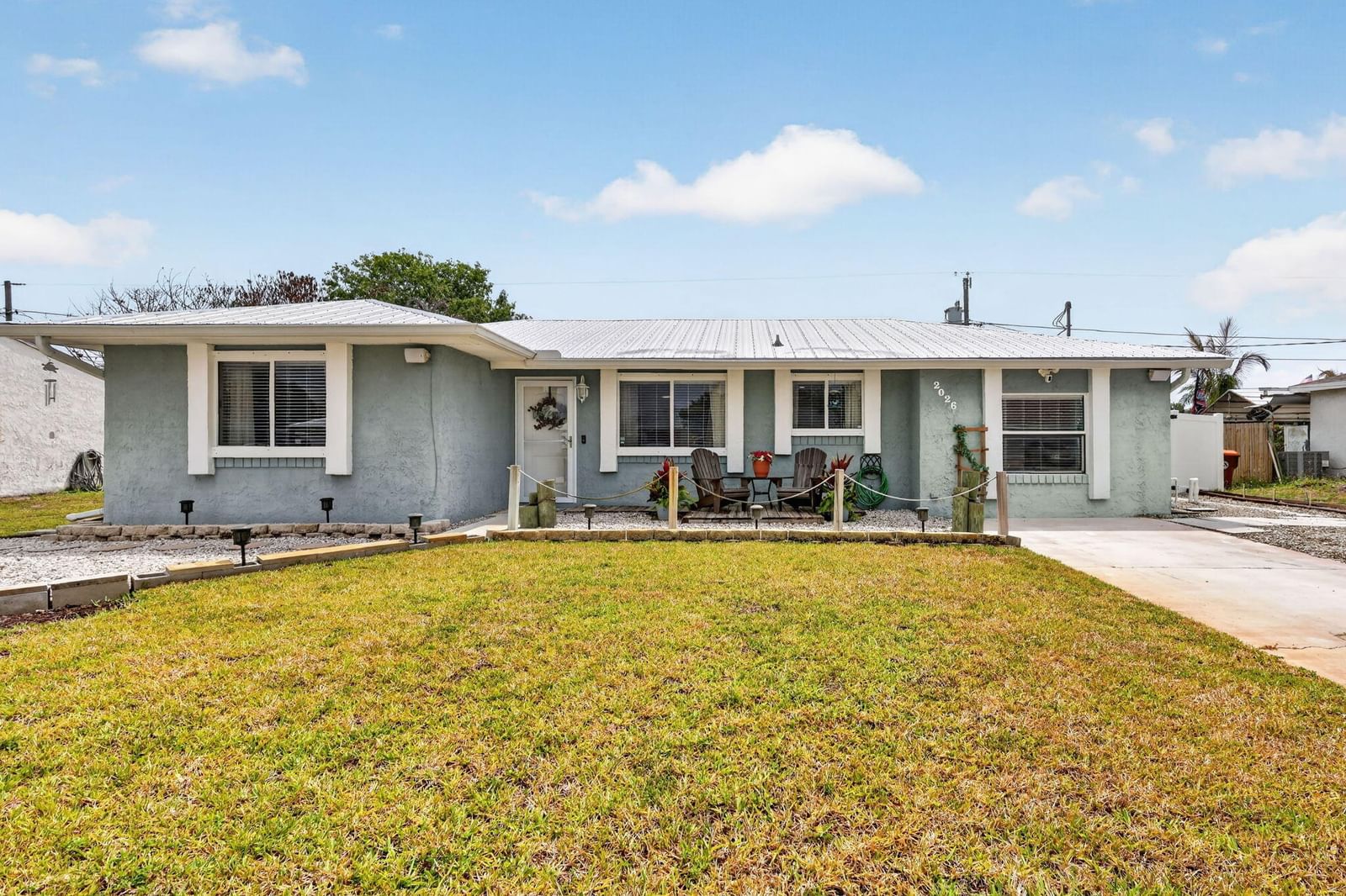 2026 7th Court SW, Vero Beach, FL 32962 photo 2