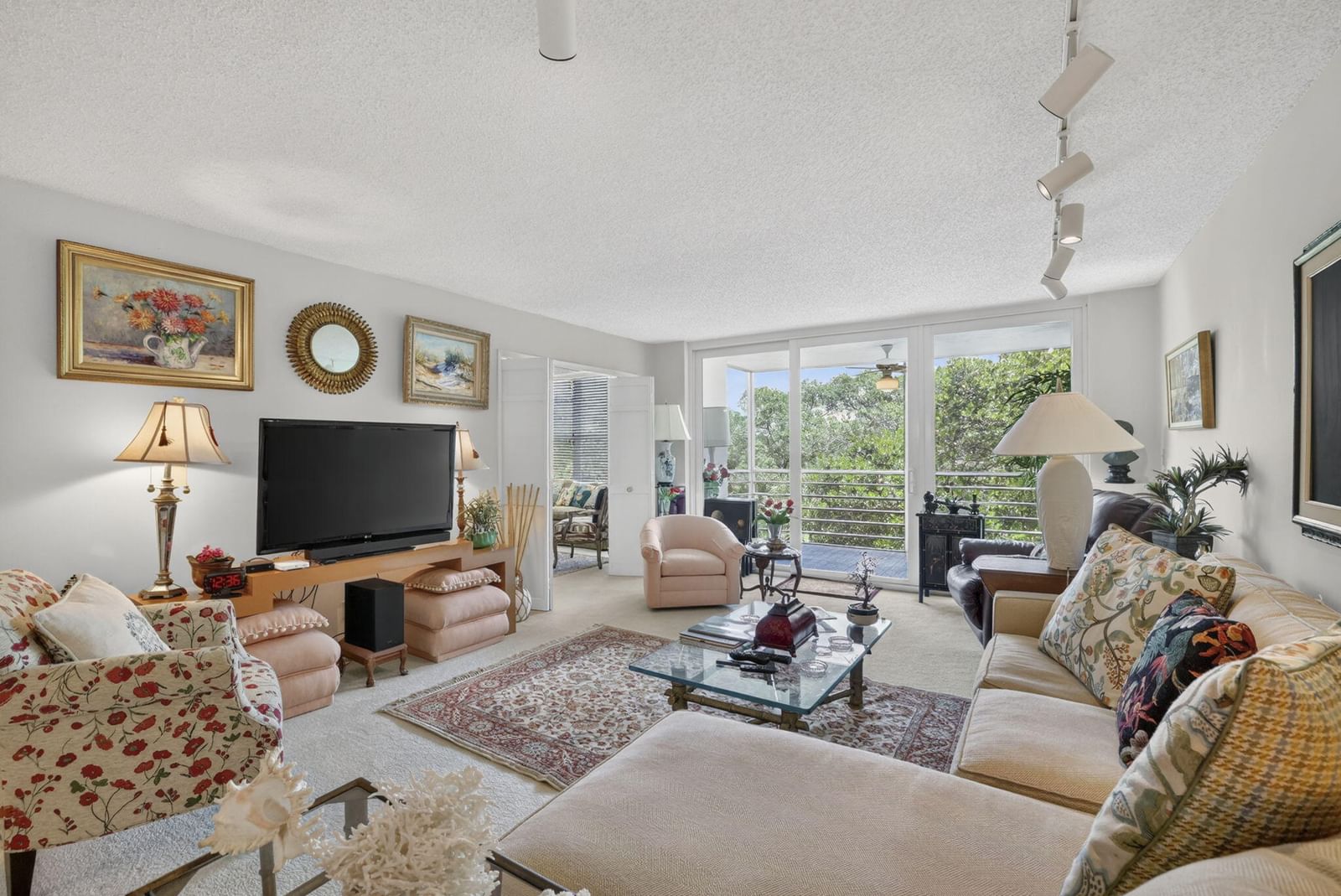 3900 Oaks Clubhouse Drive #410, Pompano Beach, FL 33069 photo 2