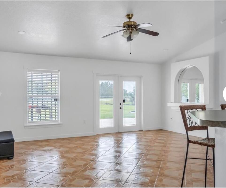 34 Bradford Court, Kissimmee, FL 34758 photo 3