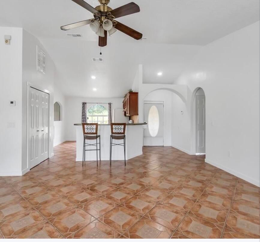 34 Bradford Court, Kissimmee, FL 34758 photo 4