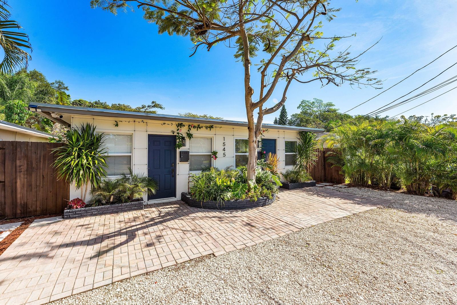 1545 NE 32nd Street, Oakland Park, FL 33334 photo 4