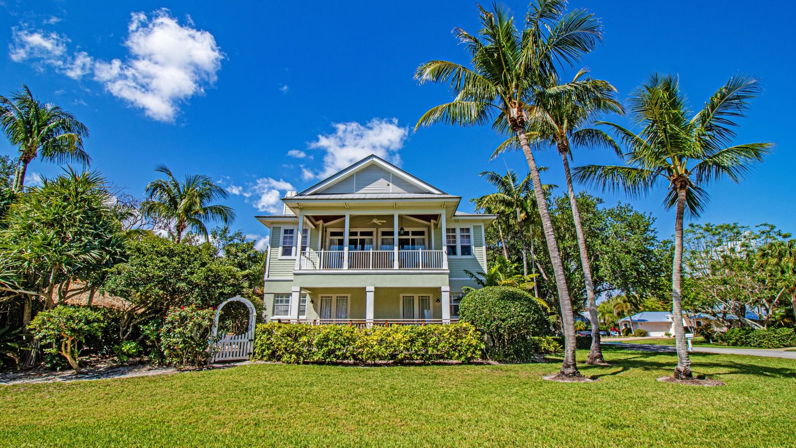 5592 SE Reef Way, Stuart, FL 34997 photo 2