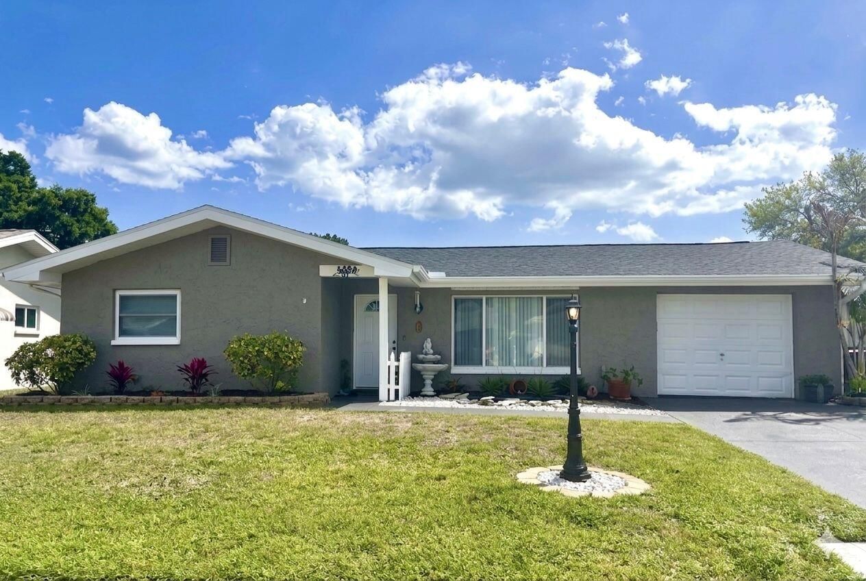 1707 E Ironwood Ct Court E, Oldsmar, FL 34677 photo 2