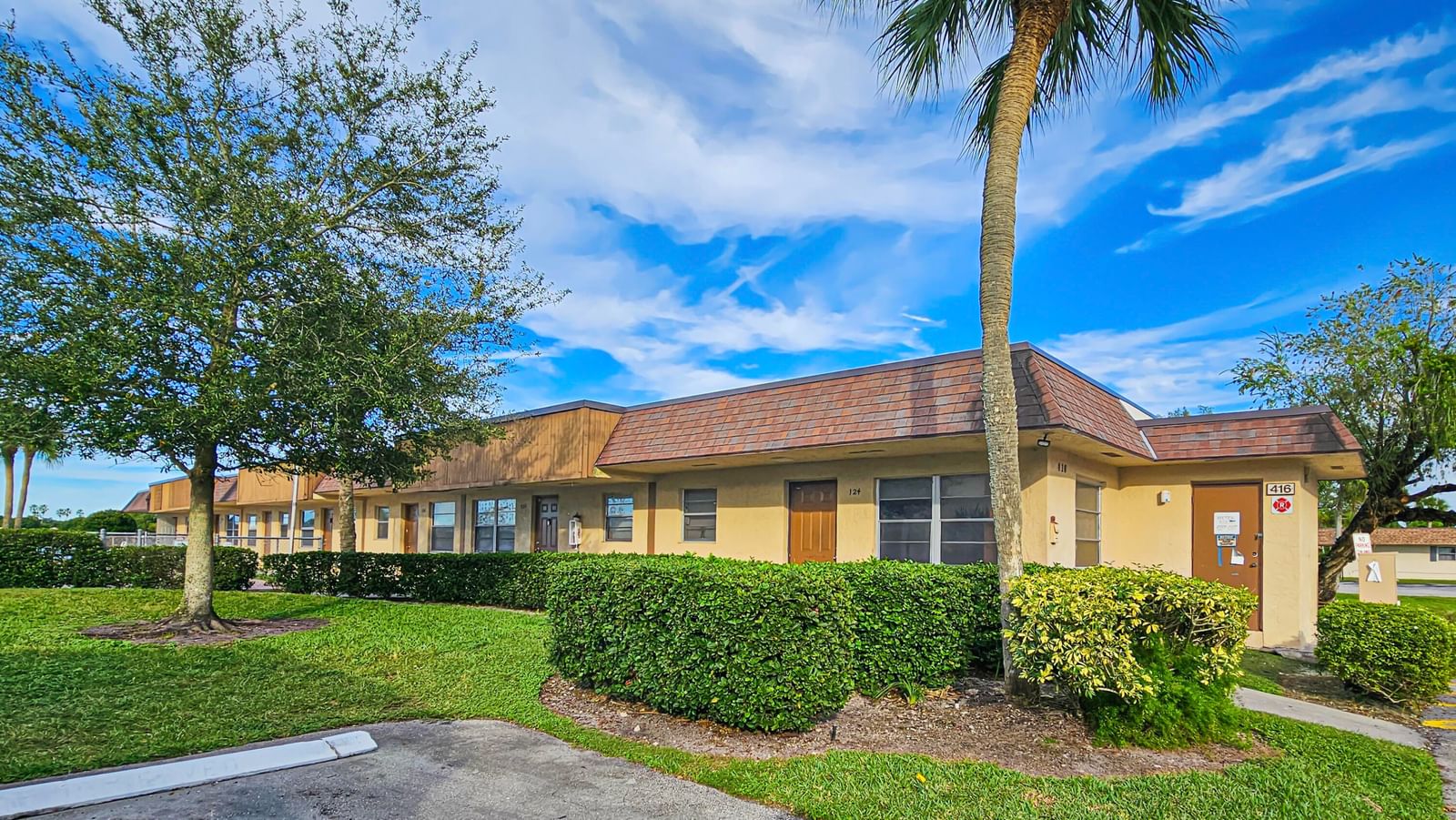 416 Lakeside Drive #129, Margate, FL 33063 photo 2