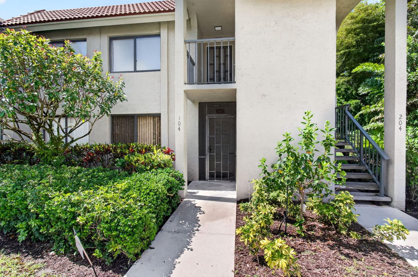 5561 Fairway Park Drive #104, Boynton Beach, FL 33437 photo 2