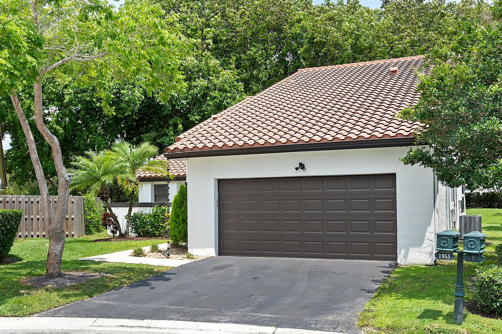 1955 Sacramento, Weston, FL 33326 photo 3