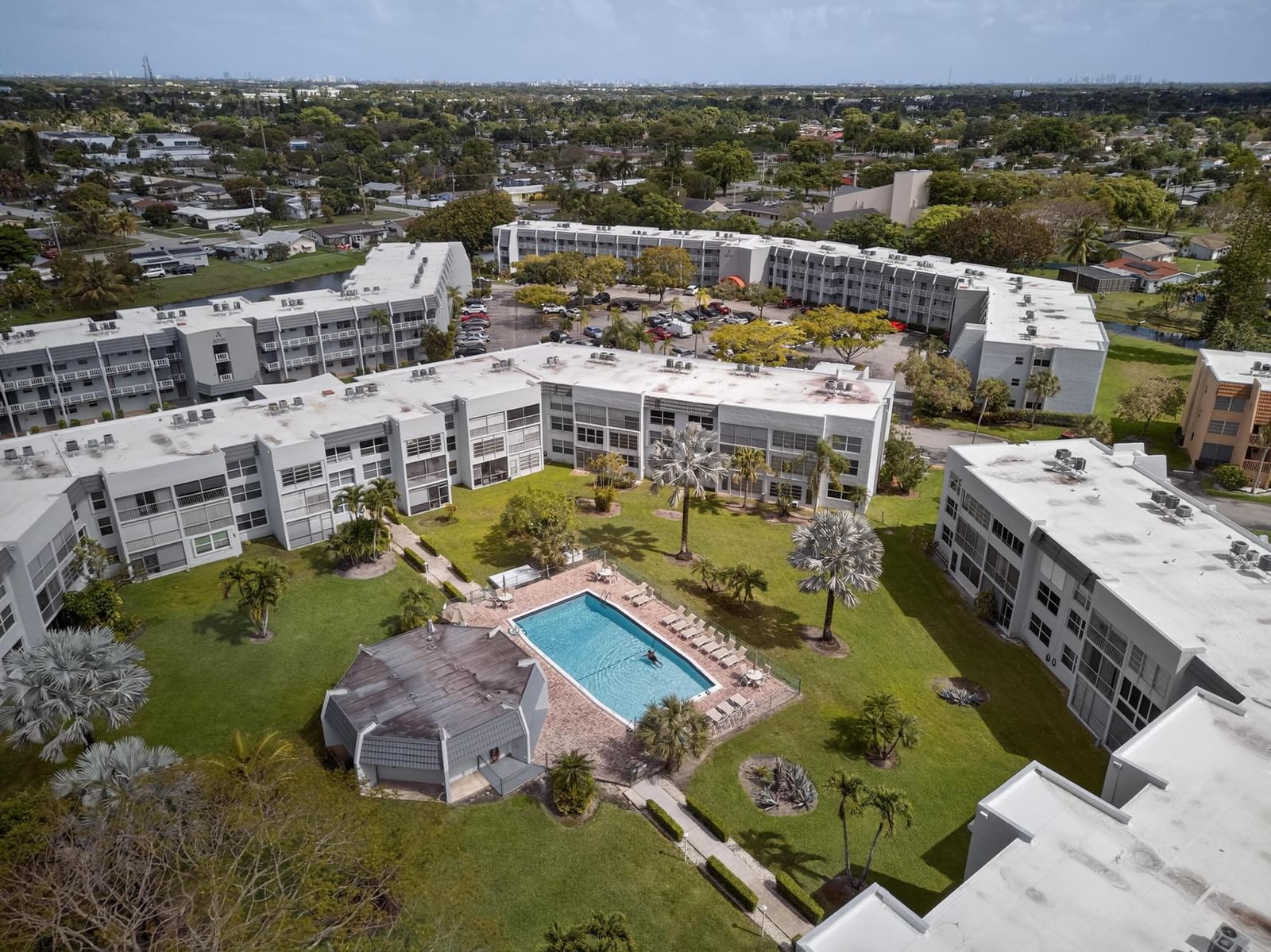 6570 Royal Palm Boulevard #306j, Margate, FL 33063 photo 2