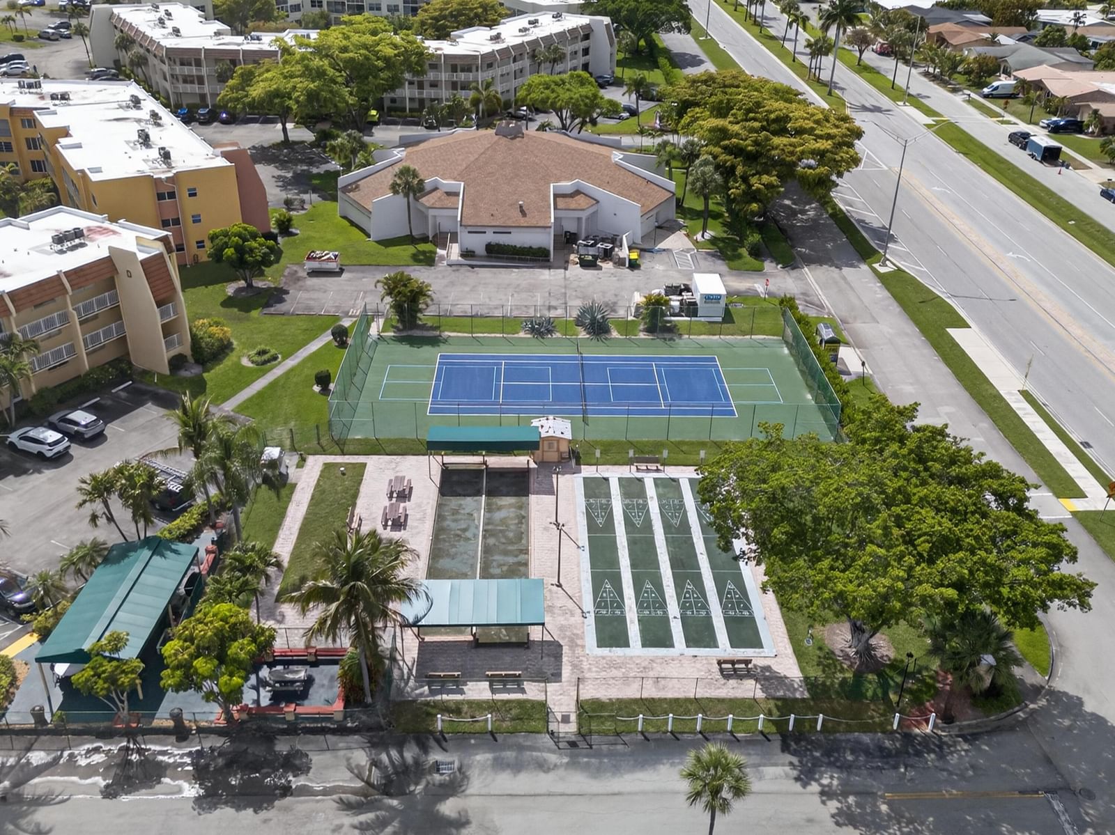6570 Royal Palm Boulevard #306j, Margate, FL 33063 photo 3