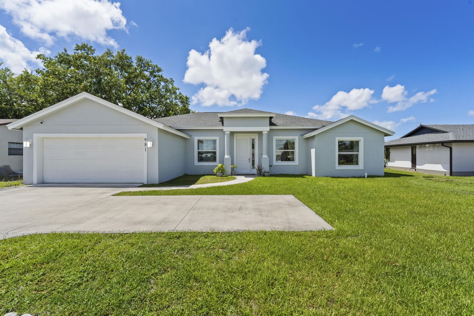 981 SW California Boulevard, Port St Lucie, FL 34953 photo 2