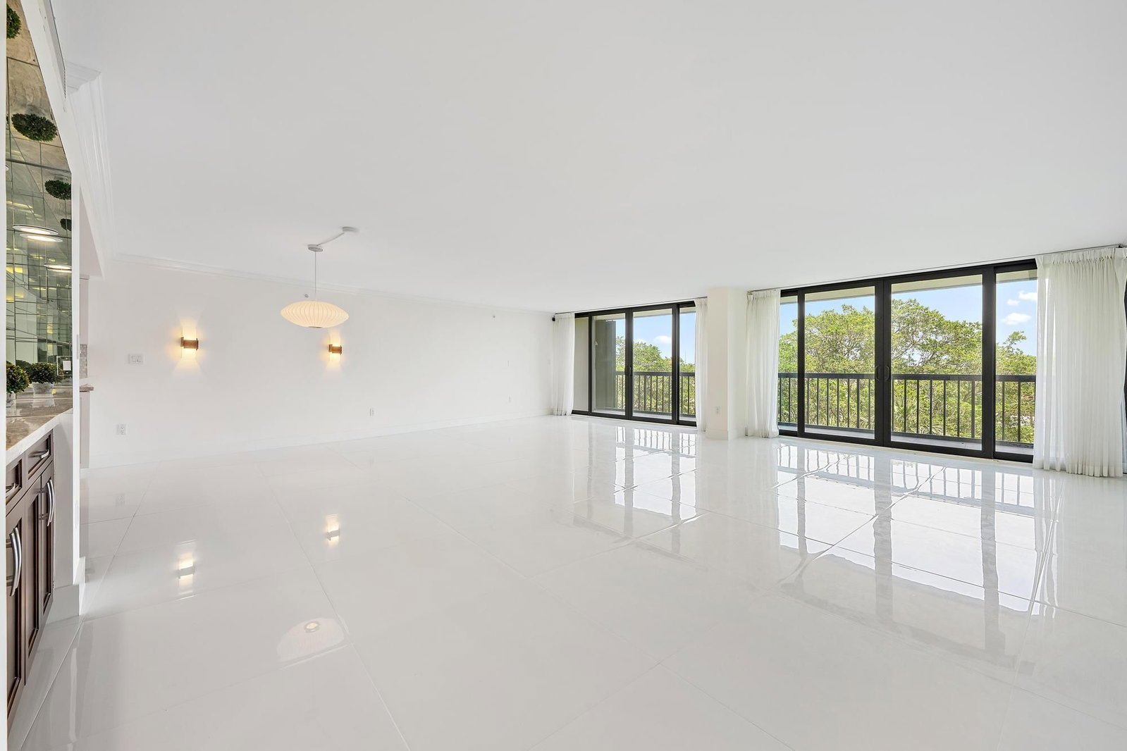 2450 Presidential Way #505, West Palm Beach, FL 33401 photo 2