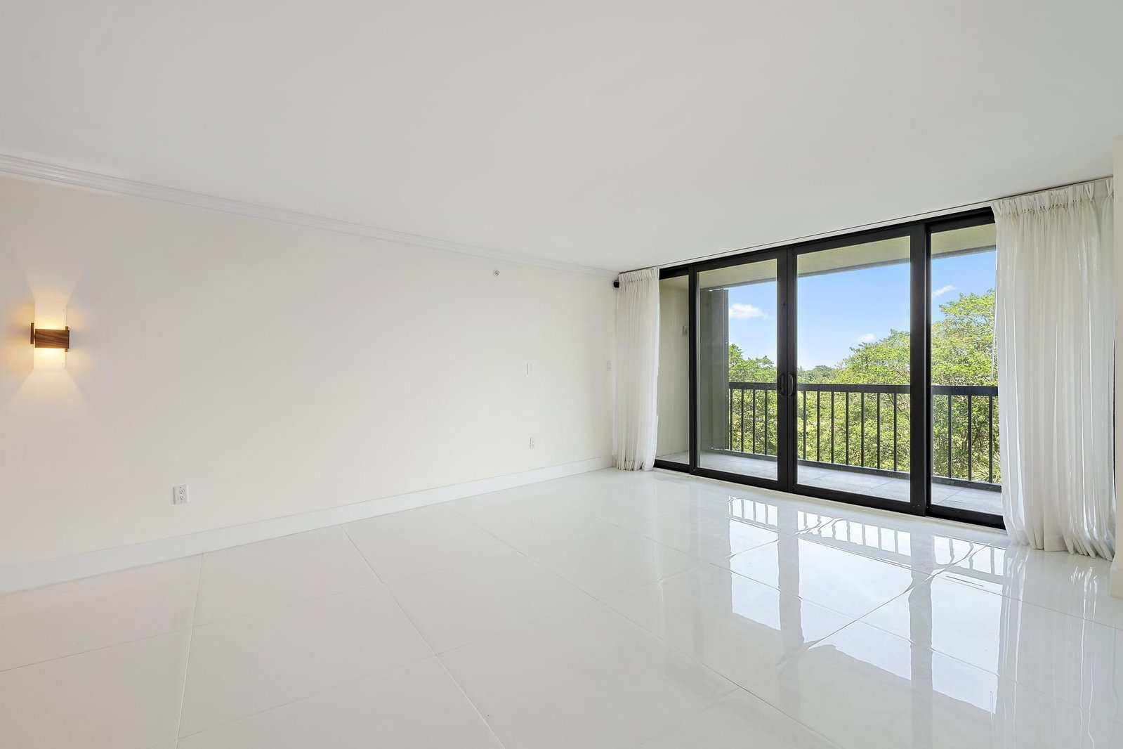2450 Presidential Way #505, West Palm Beach, FL 33401 photo 5