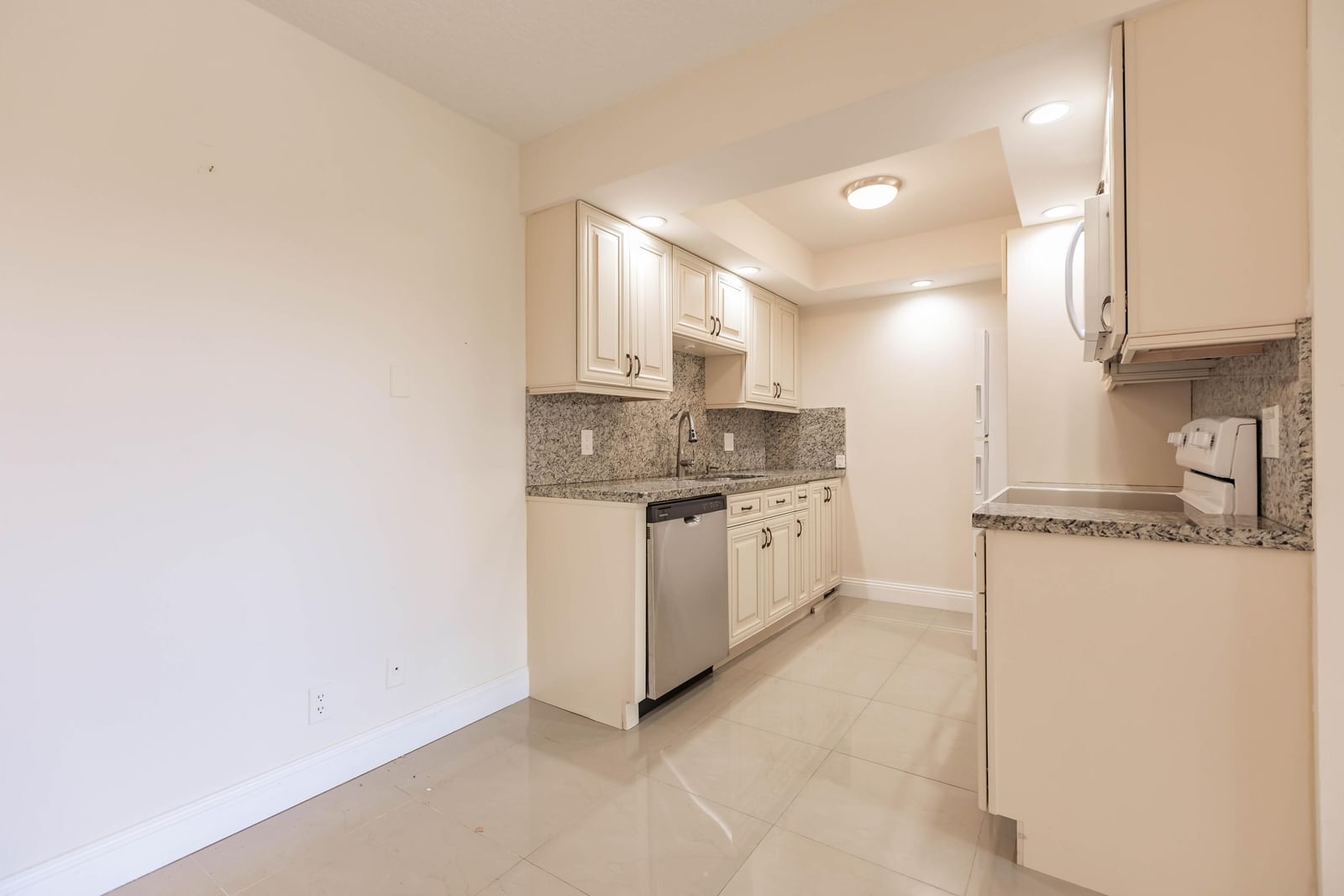 4302 Martinique Circle #H3, Coconut Creek, FL 33066 photo 3
