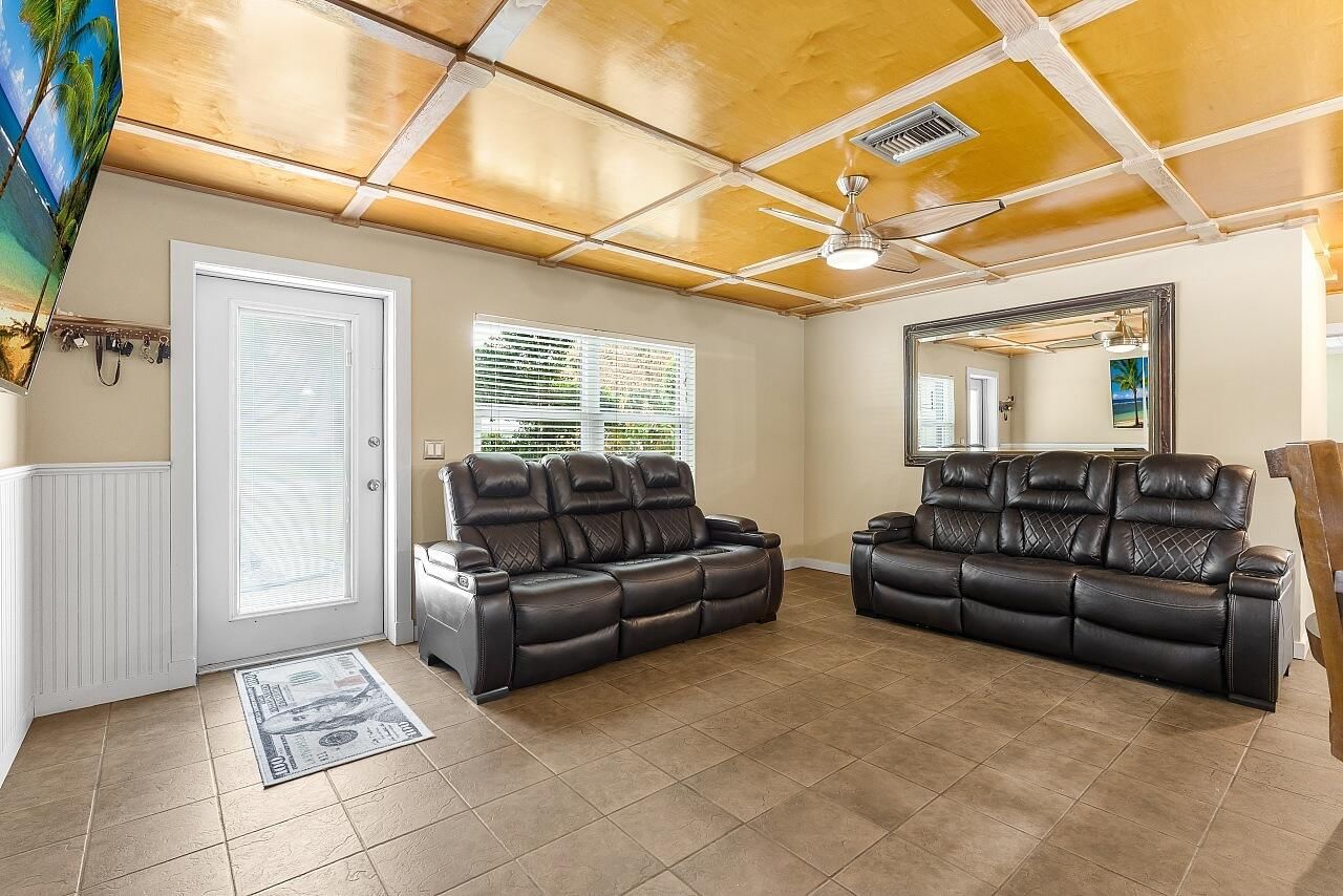 266 20th Avenue, Vero Beach, FL 32962 photo 4