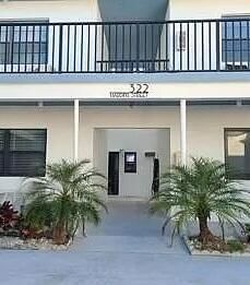 322 Harding Street #B205, Hollywood, FL 33019 photo 3