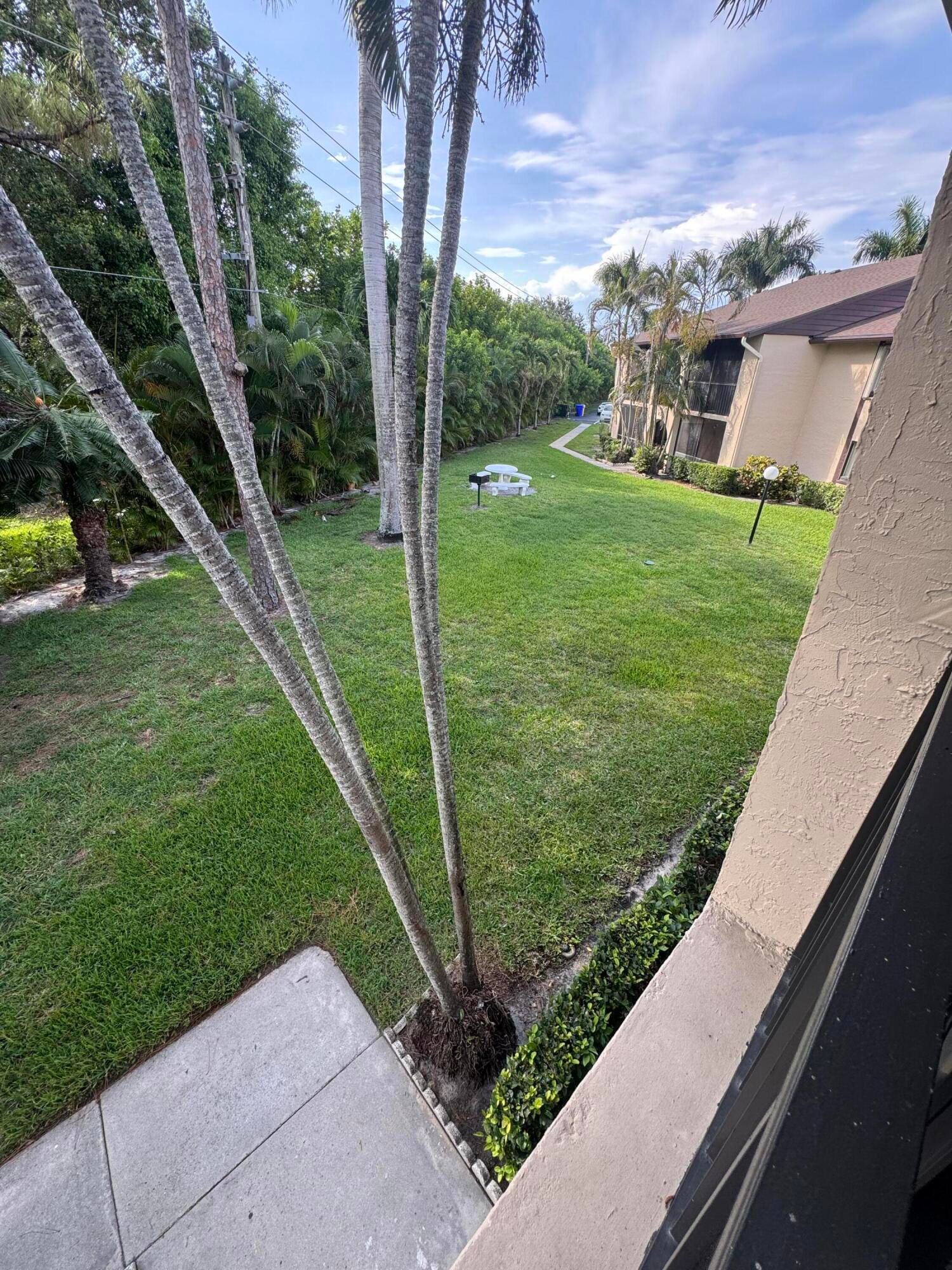 435 Pine Glen Lane #C-2, Greenacres, FL 33463 photo 3
