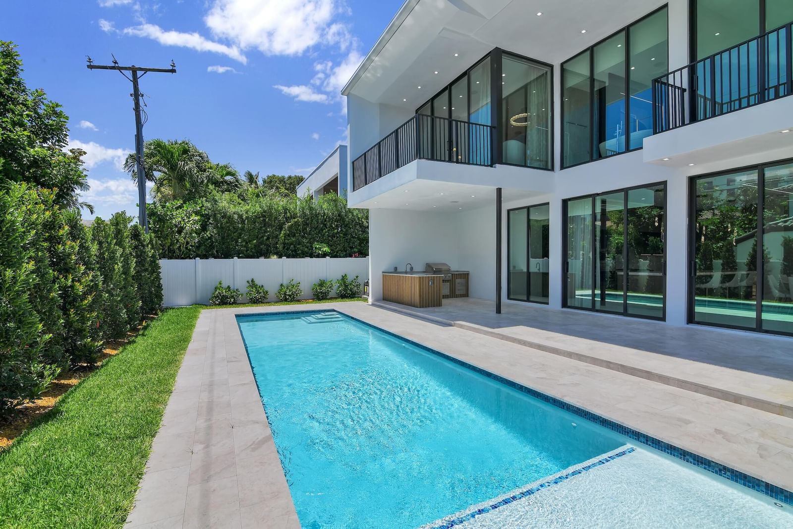 344 NE 2nd Street, Boca Raton, FL 33432 photo 4