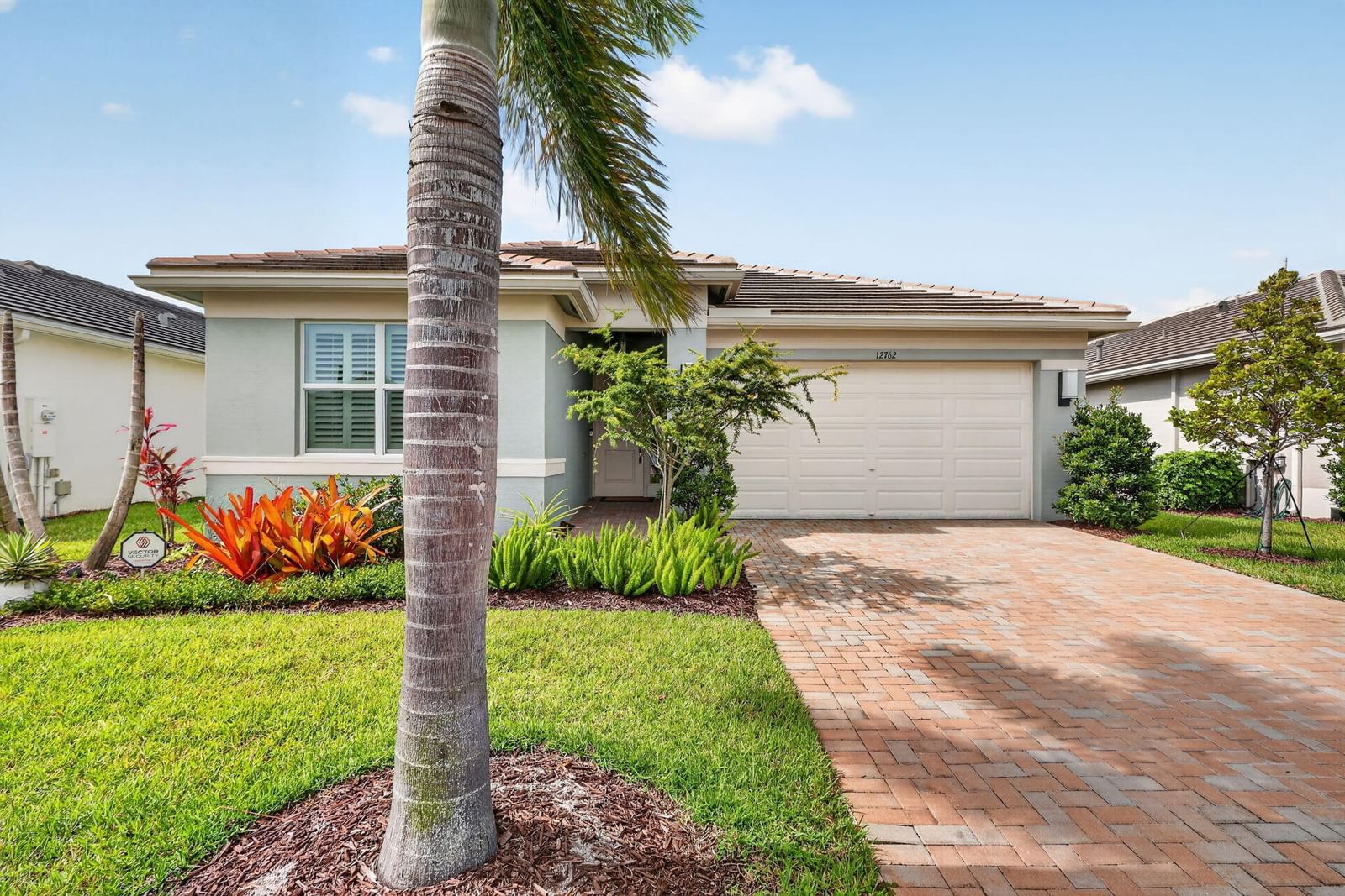 12762 SW Clear Water Way, Port St Lucie, FL 34987 photo 2