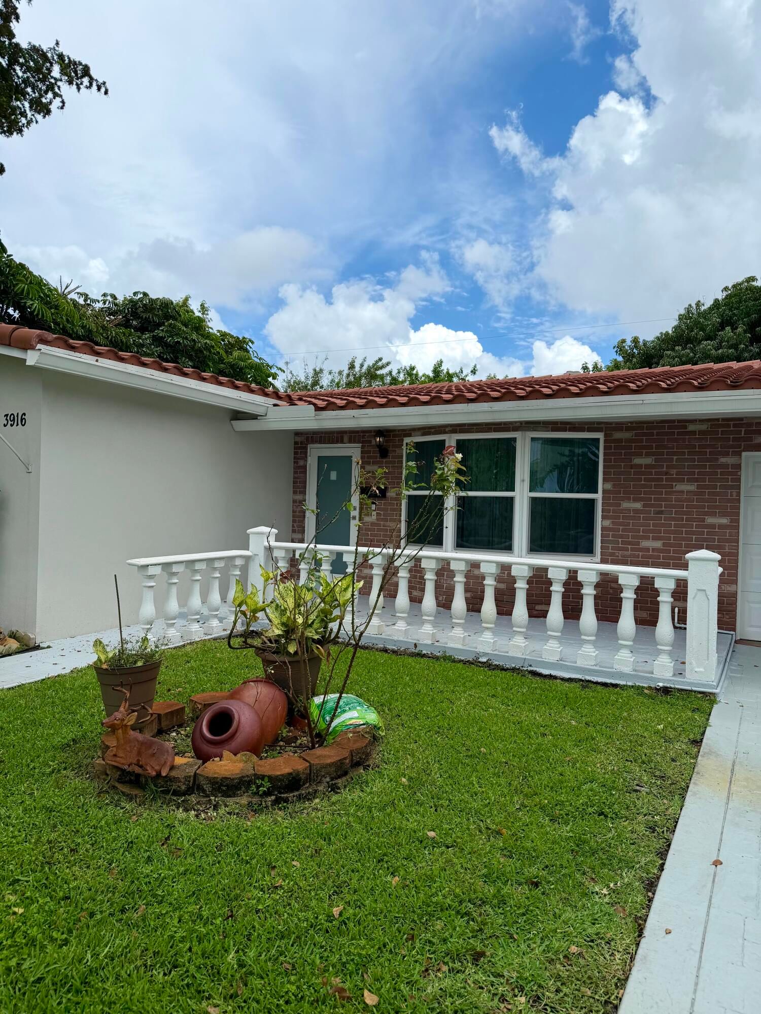 3916 Adams Street, Hollywood, FL 33021 photo 2