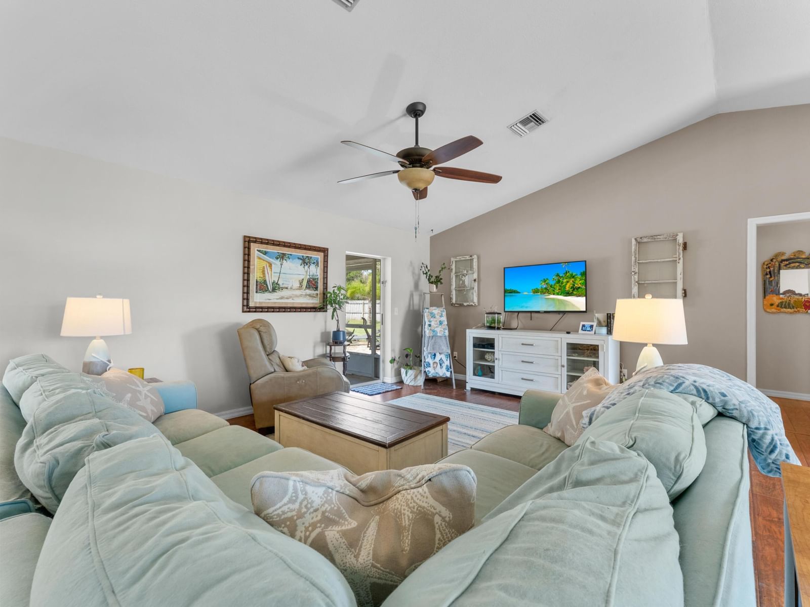 698 Fischer Drive, Sebastian, FL 32958 photo 3