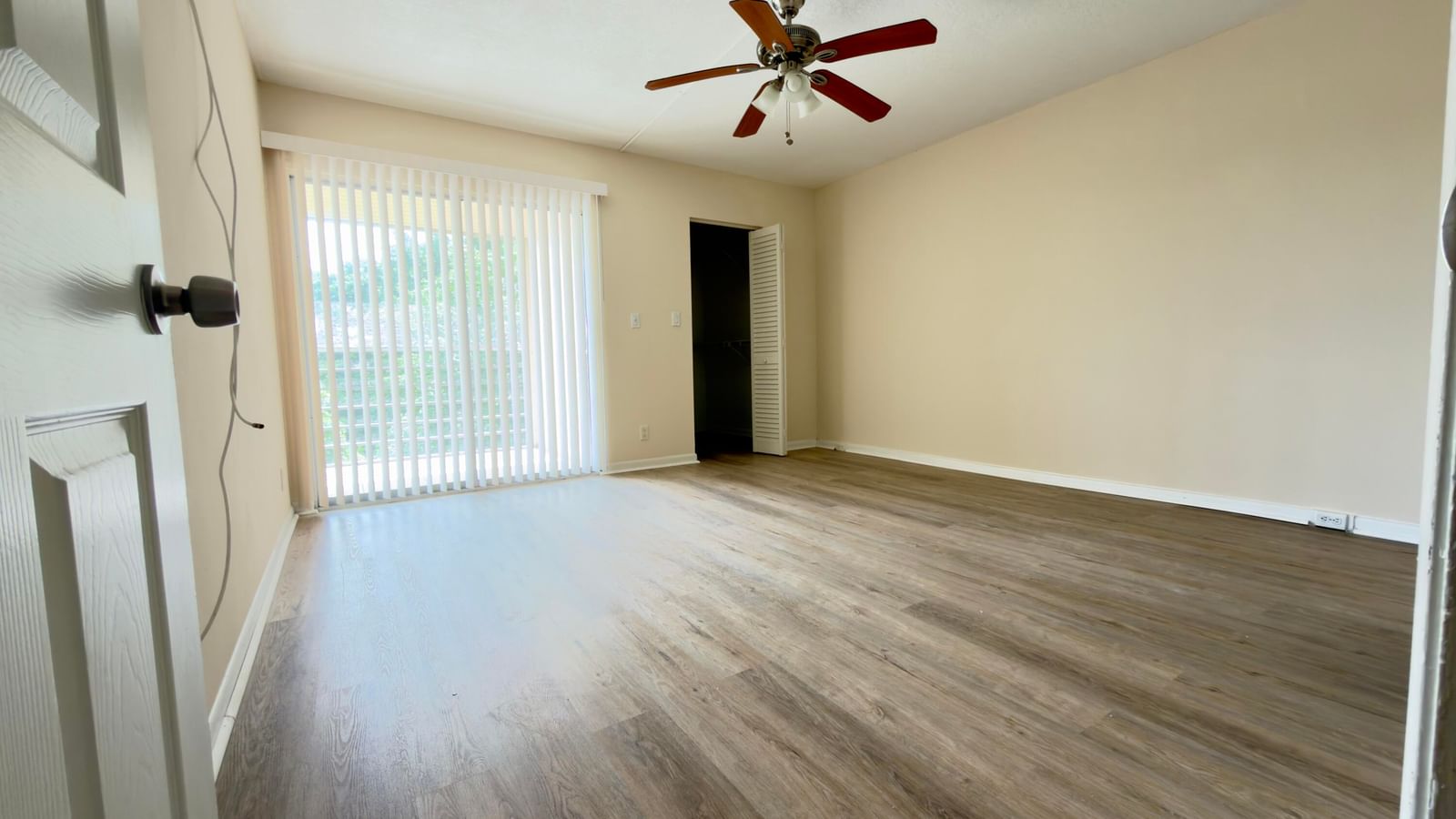 2404 Antigua CIR, Coconut Creek, FL 33066 photo 5