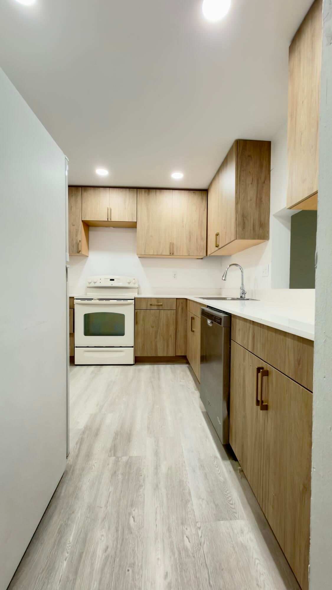 4364 NW 9th AVE #15-2a, Deerfield Beach, FL 33064 photo 2