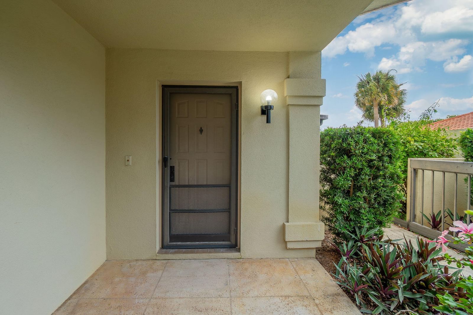 2880 Gettysburg Lane, West Palm Beach, FL 33409 photo 4