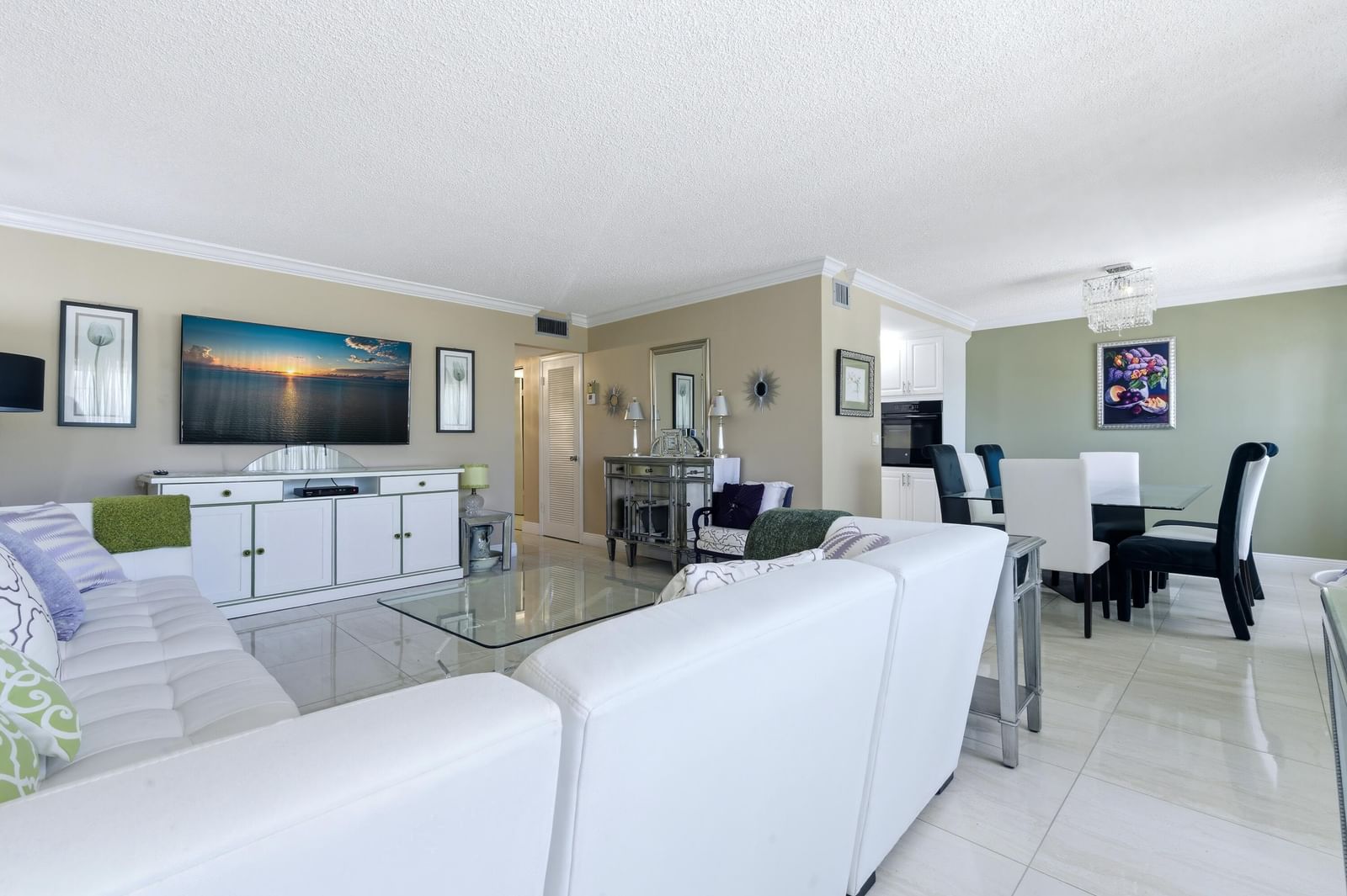 213 Wellington E, West Palm Beach, FL 33417 photo 5