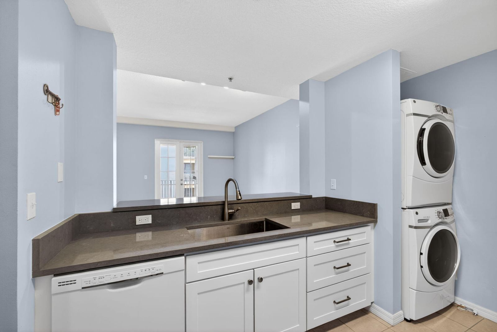 1203 Town Center Drive Drive #308, Jupiter, FL 33458 photo 4