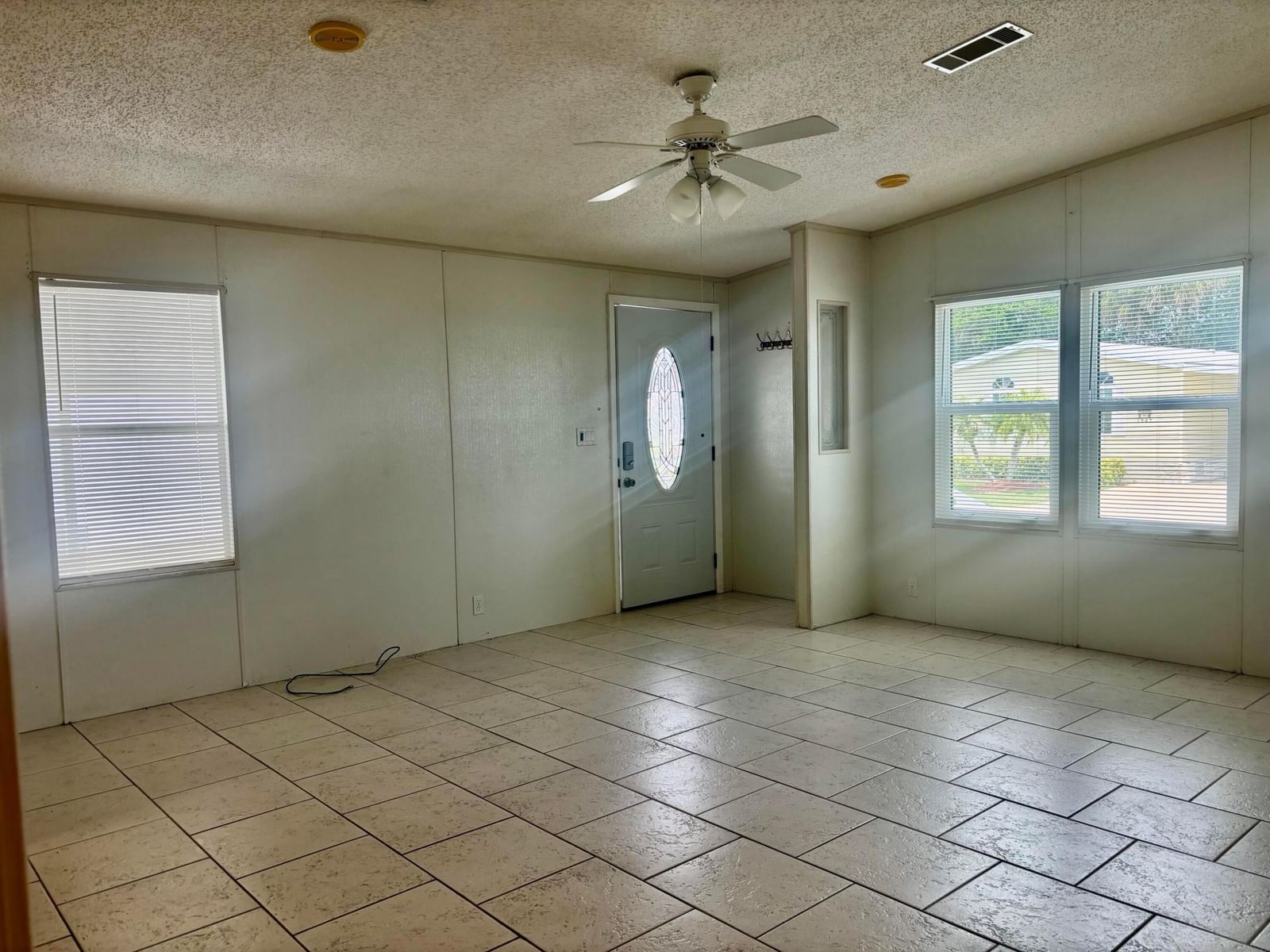 1586 SW 35th Circle, Okeechobee, FL 34974 photo 2