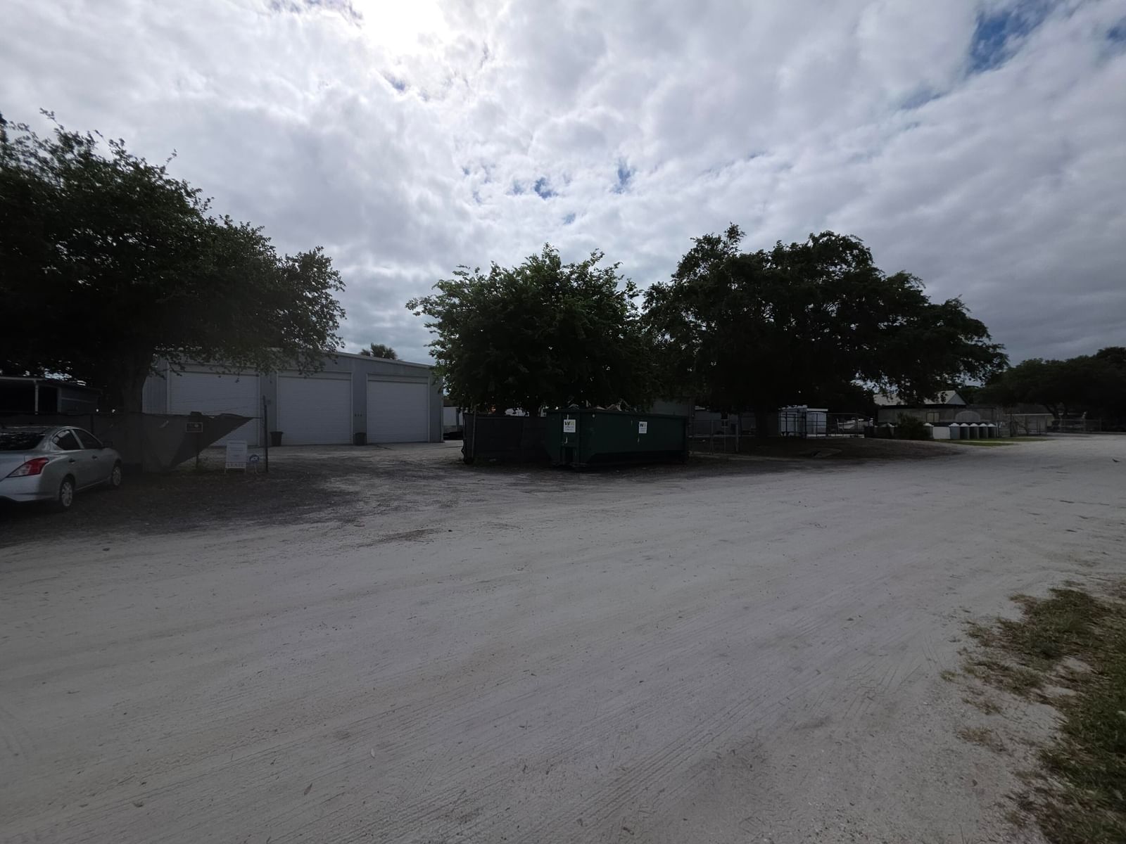 806 SW 11th Dr Drive SW, Vero Beach, FL 32962 photo 2