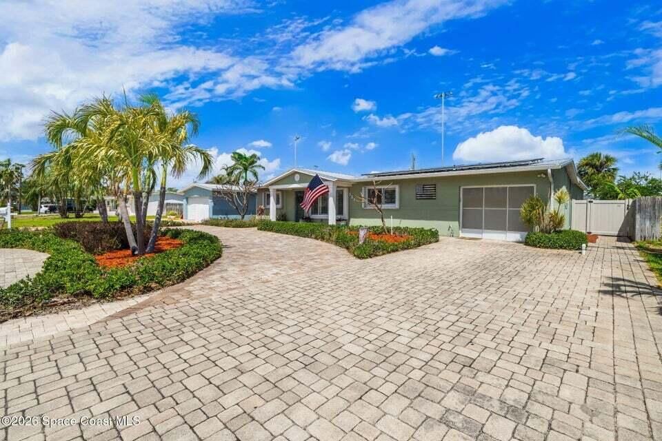 121 Algonquin Terrace, Indian Harbour Beach, FL 32937 photo 3