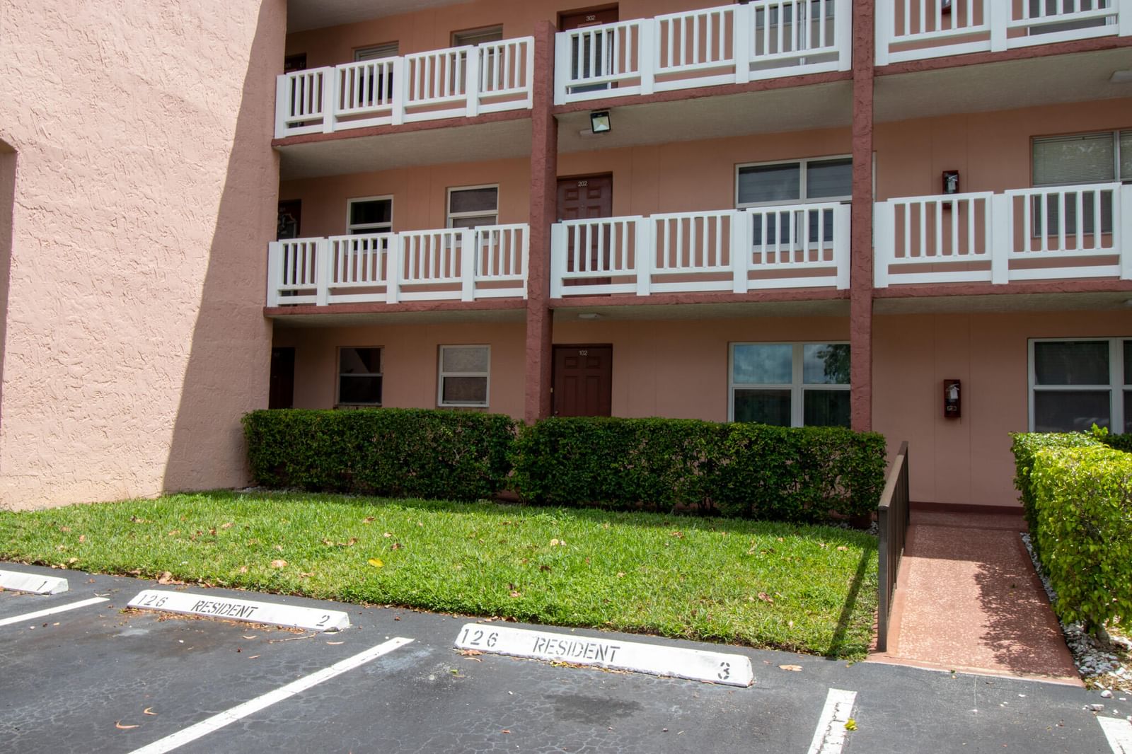 9621 Sunrise Lakes Boulevard #102, Sunrise, FL 33322 photo 2