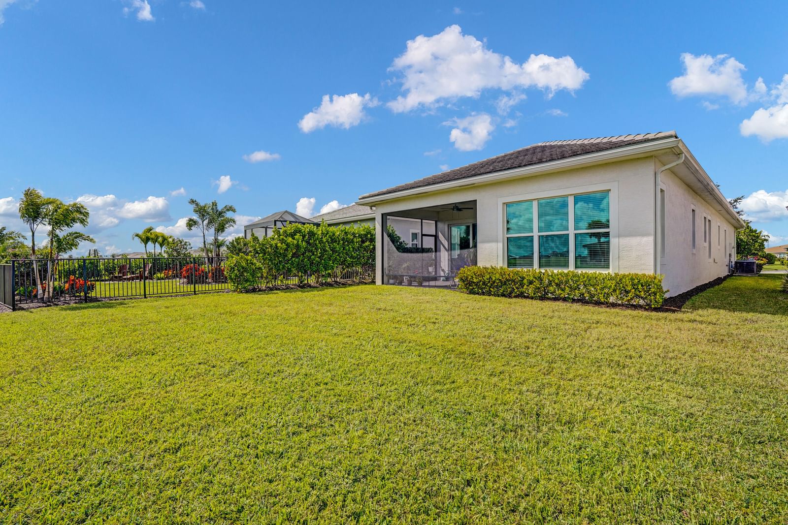 25007 SW Alberti Way, Port St Lucie, FL 34986 photo 5