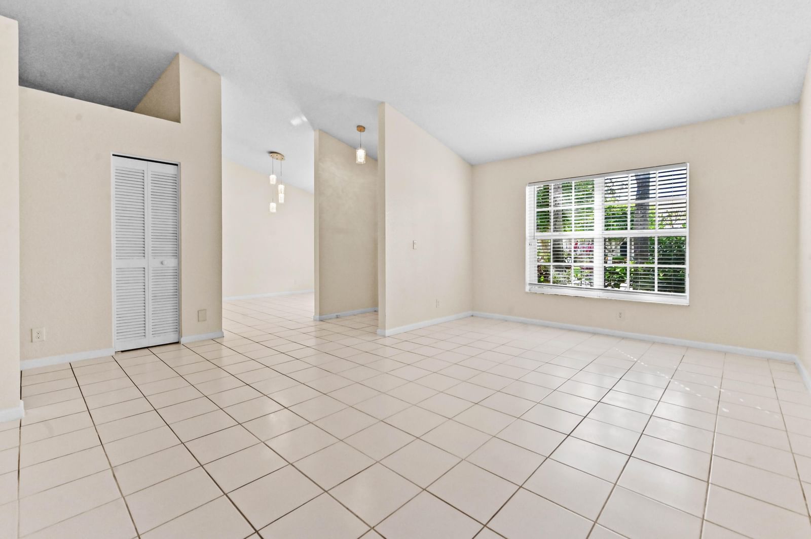 18377 Fresh Lake Way, Boca Raton, FL 33498 photo 3