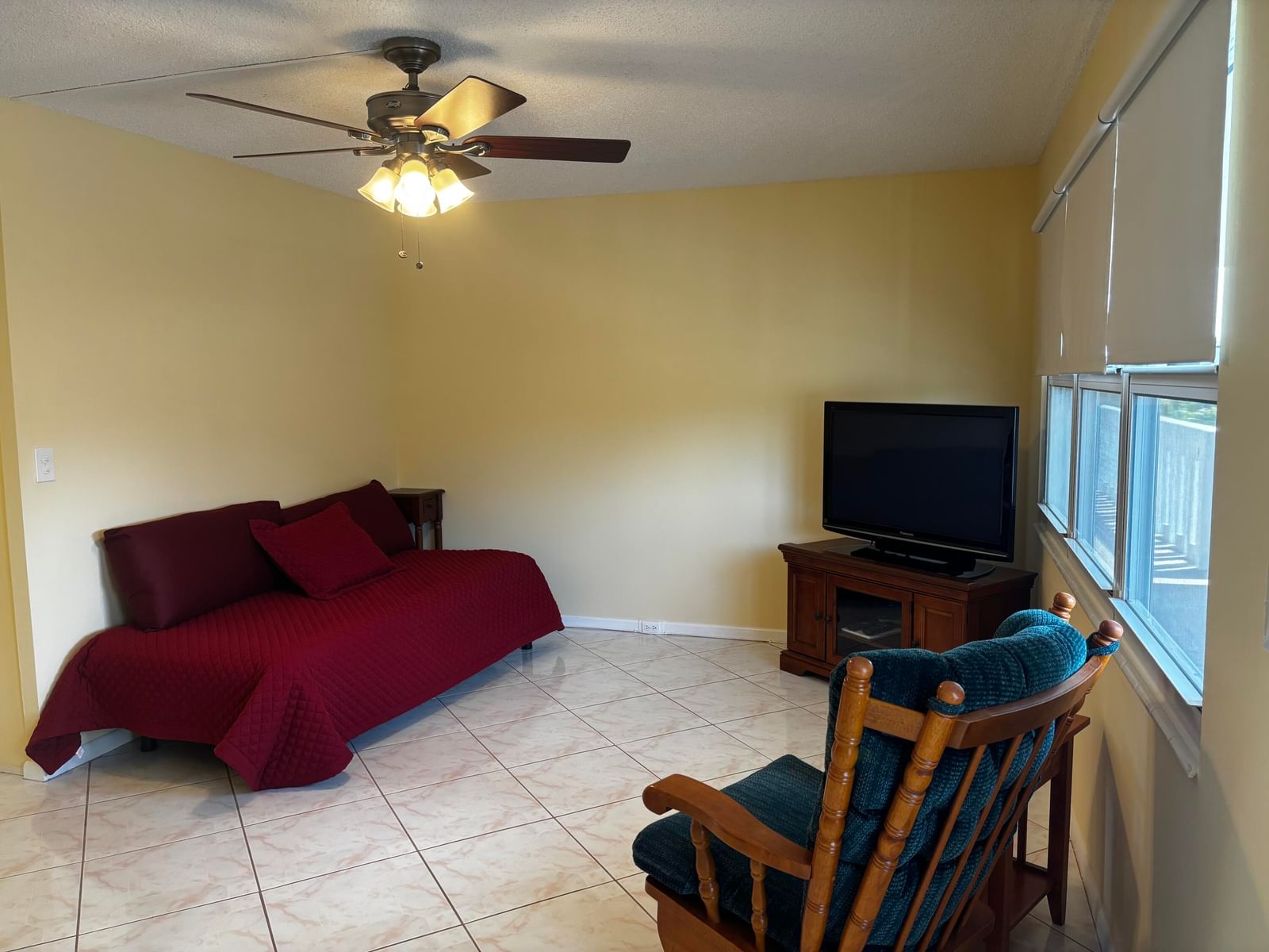 309 Grantham A, Deerfield Beach, FL 33442 photo 5